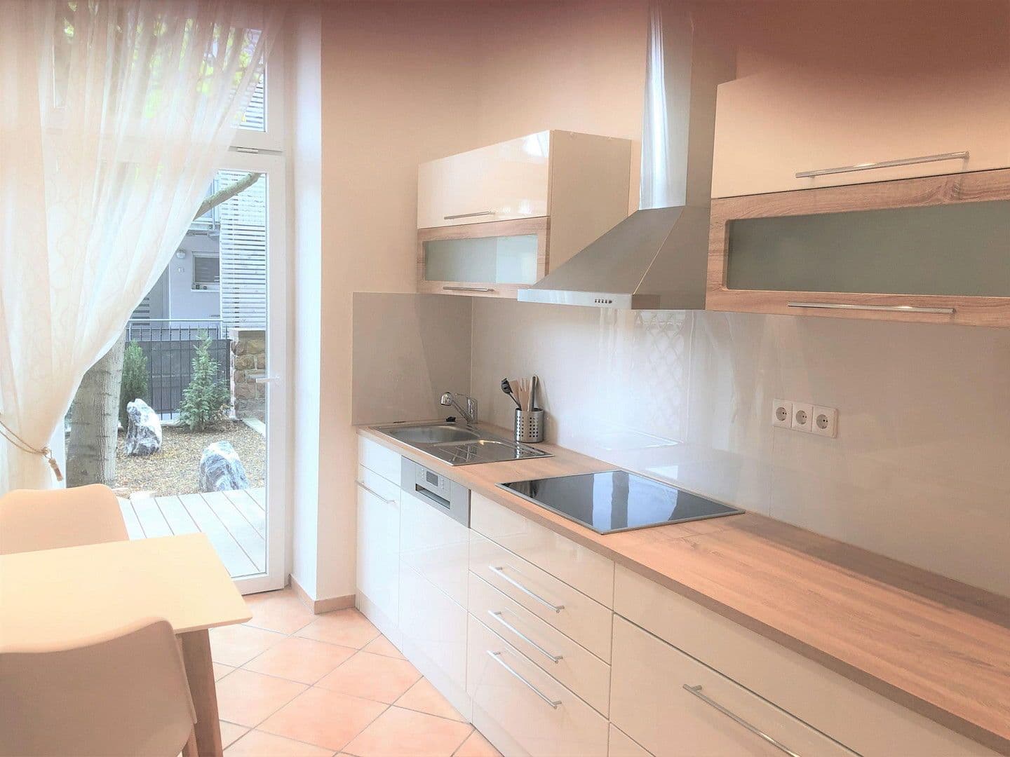 Prenájom bytu 2-izbový 60 m², Hauptstraße 115, Mannheim, Bádensko-Wurttembersko Prenájom bytu 2-izbový 60 m², Hauptstraße 115, Mannheim, Bádensko-Wurttembersko