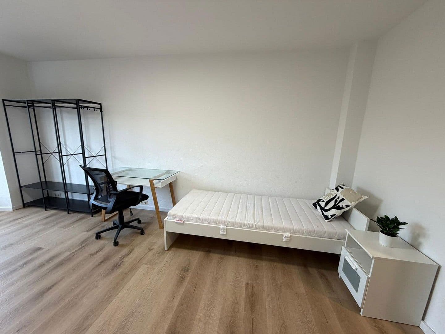 Prenájom bytu 1-izbový 26 m², Dompfaffstraße 144, Erlangen, Bavorsko Prenájom bytu 1-izbový 26 m², Dompfaffstraße 144, Erlangen, Bavorsko