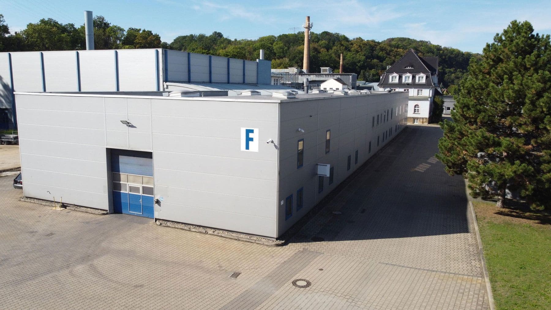 Prenájom nebytového priestoru 900 m², Dohna, Sasko Prenájom nebytového priestoru 900 m², Dohna, Sasko