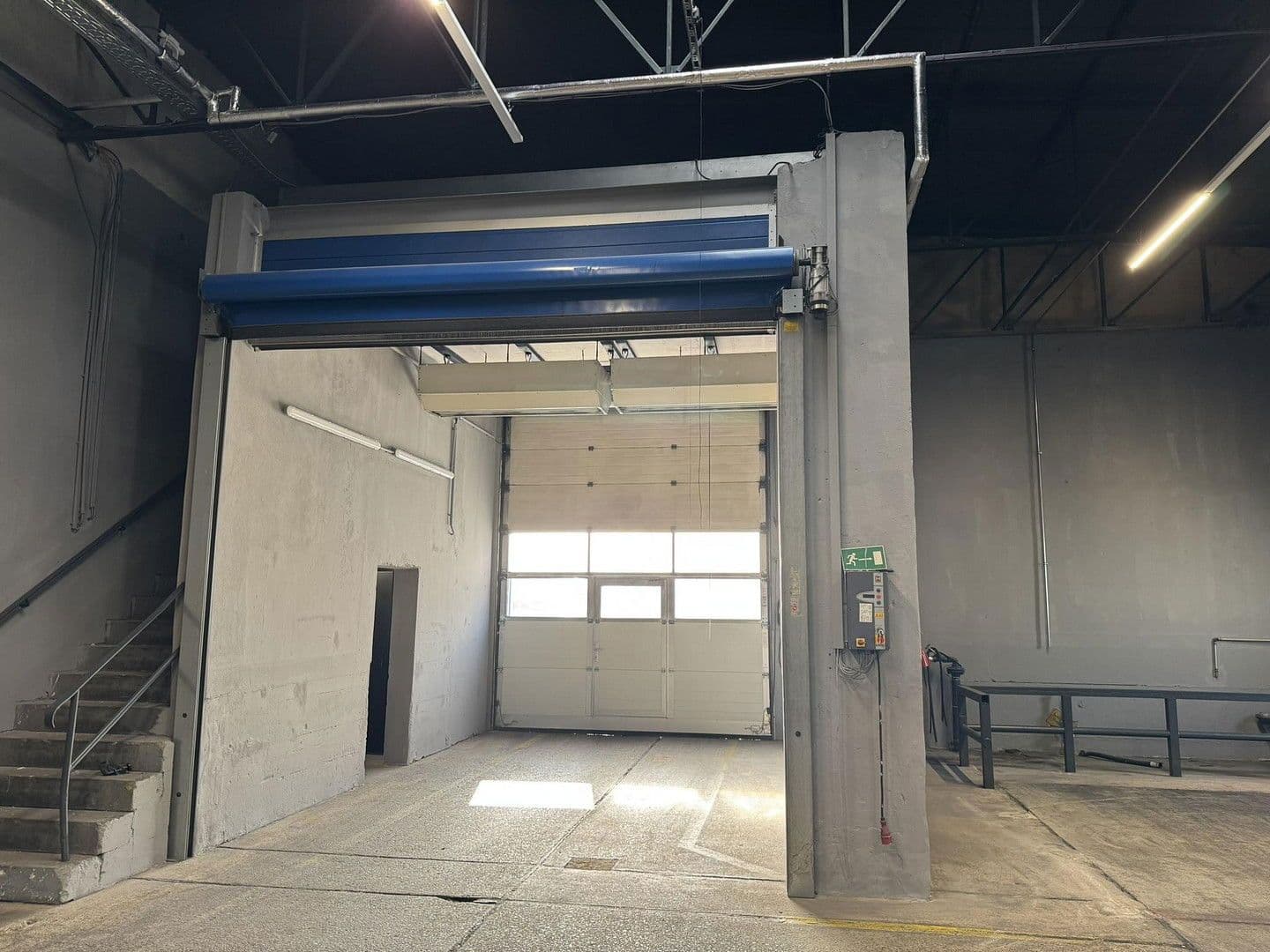 Prenájom nebytového priestoru 900 m², Dohna, Sasko Prenájom nebytového priestoru 900 m², Dohna, Sasko