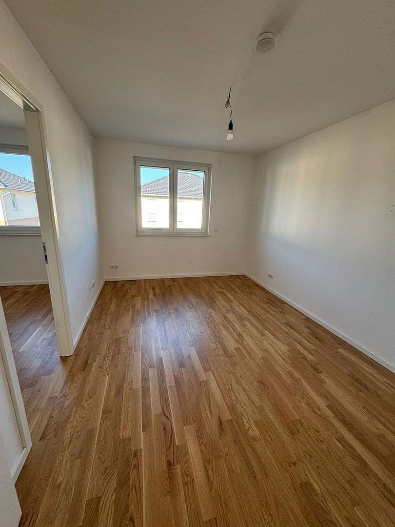 Prenájom domu 140 m², pozemek 400 m², Ottokar-Domma-Weg 9, Schöneiche bei Berlin, Brandenbursko Prenájom domu 140 m², pozemek 400 m², Ottokar-Domma-Weg 9, Schöneiche bei Berlin, Brandenbursko