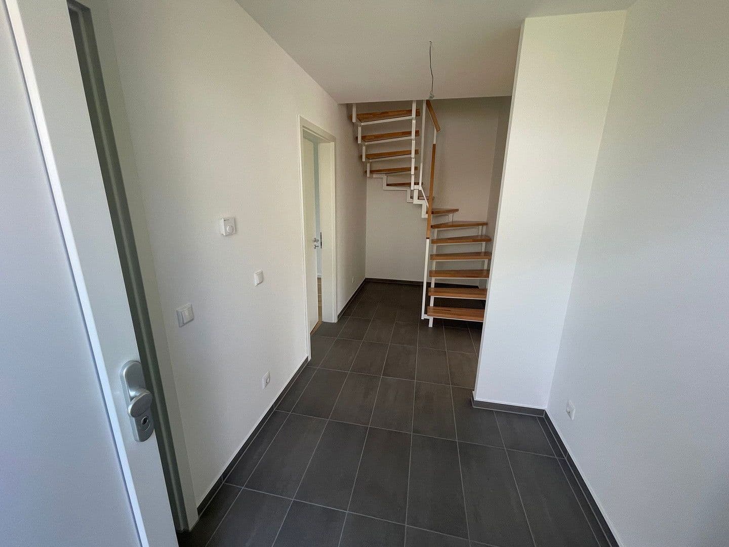 Prenájom domu 140 m², pozemek 400 m², Ottokar-Domma-Weg 9, Schöneiche bei Berlin, Brandenbursko Prenájom domu 140 m², pozemek 400 m², Ottokar-Domma-Weg 9, Schöneiche bei Berlin, Brandenbursko