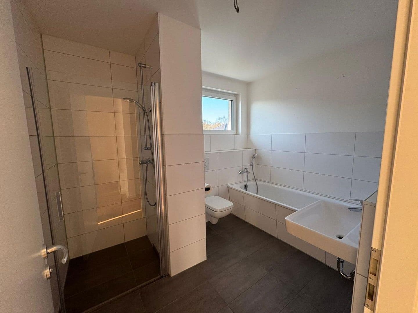 Prenájom domu 140 m², pozemek 400 m², Ottokar-Domma-Weg 9, Schöneiche bei Berlin, Brandenbursko Prenájom domu 140 m², pozemek 400 m², Ottokar-Domma-Weg 9, Schöneiche bei Berlin, Brandenbursko