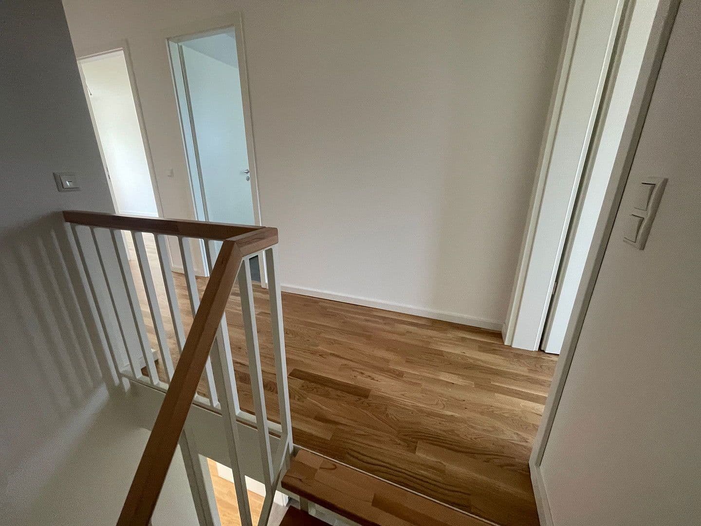 Prenájom domu 140 m², pozemek 400 m², Ottokar-Domma-Weg 9, Schöneiche bei Berlin, Brandenbursko Prenájom domu 140 m², pozemek 400 m², Ottokar-Domma-Weg 9, Schöneiche bei Berlin, Brandenbursko