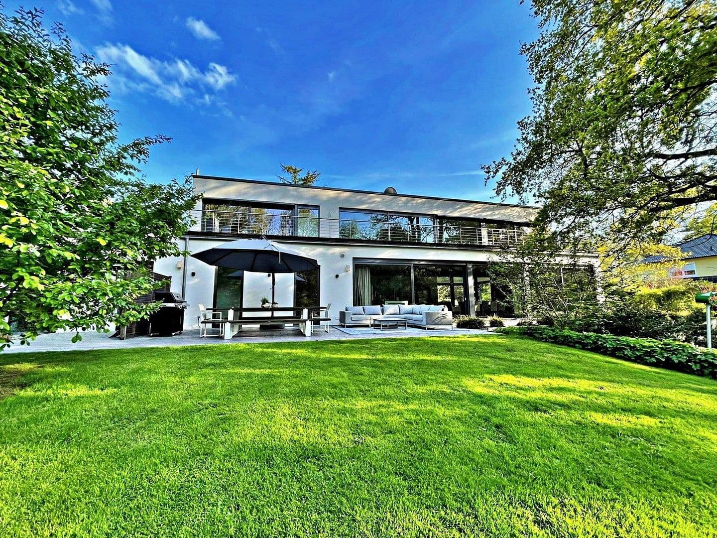 Predaj domu 384 m², pozemek 3.935 m², Wildeshausen, Dolné Sasko Predaj domu 384 m², pozemek 3.935 m², Wildeshausen, Dolné Sasko