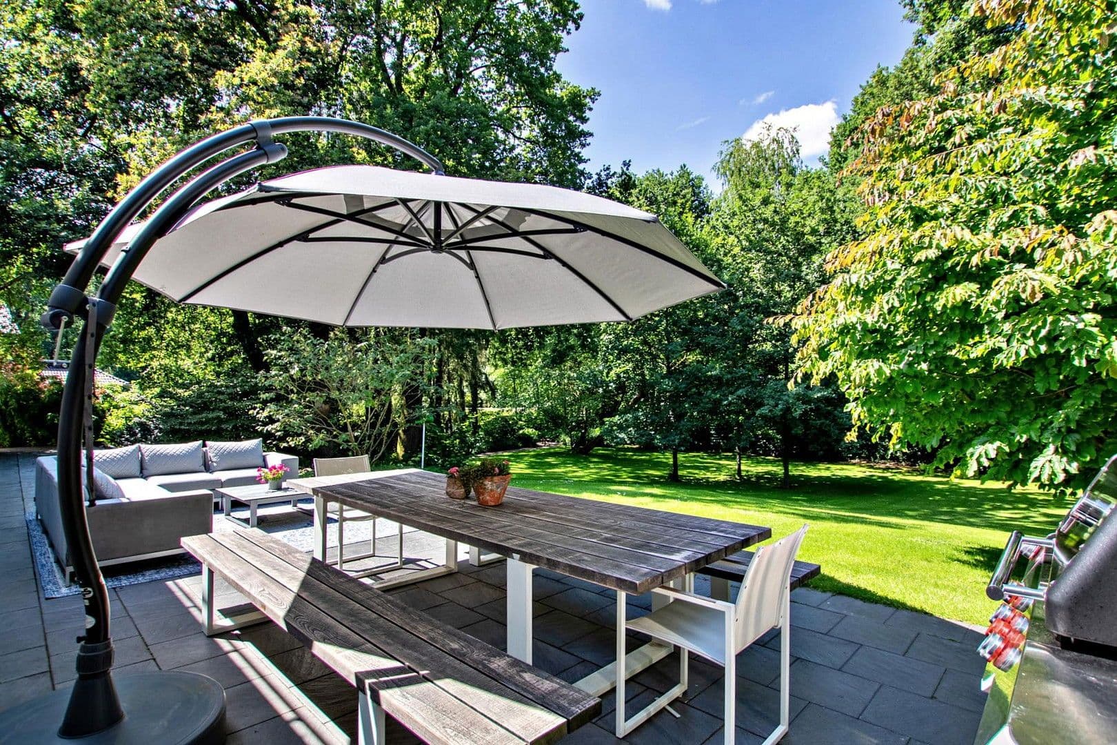 Predaj domu 384 m², pozemek 3.935 m², Wildeshausen, Dolné Sasko Predaj domu 384 m², pozemek 3.935 m², Wildeshausen, Dolné Sasko