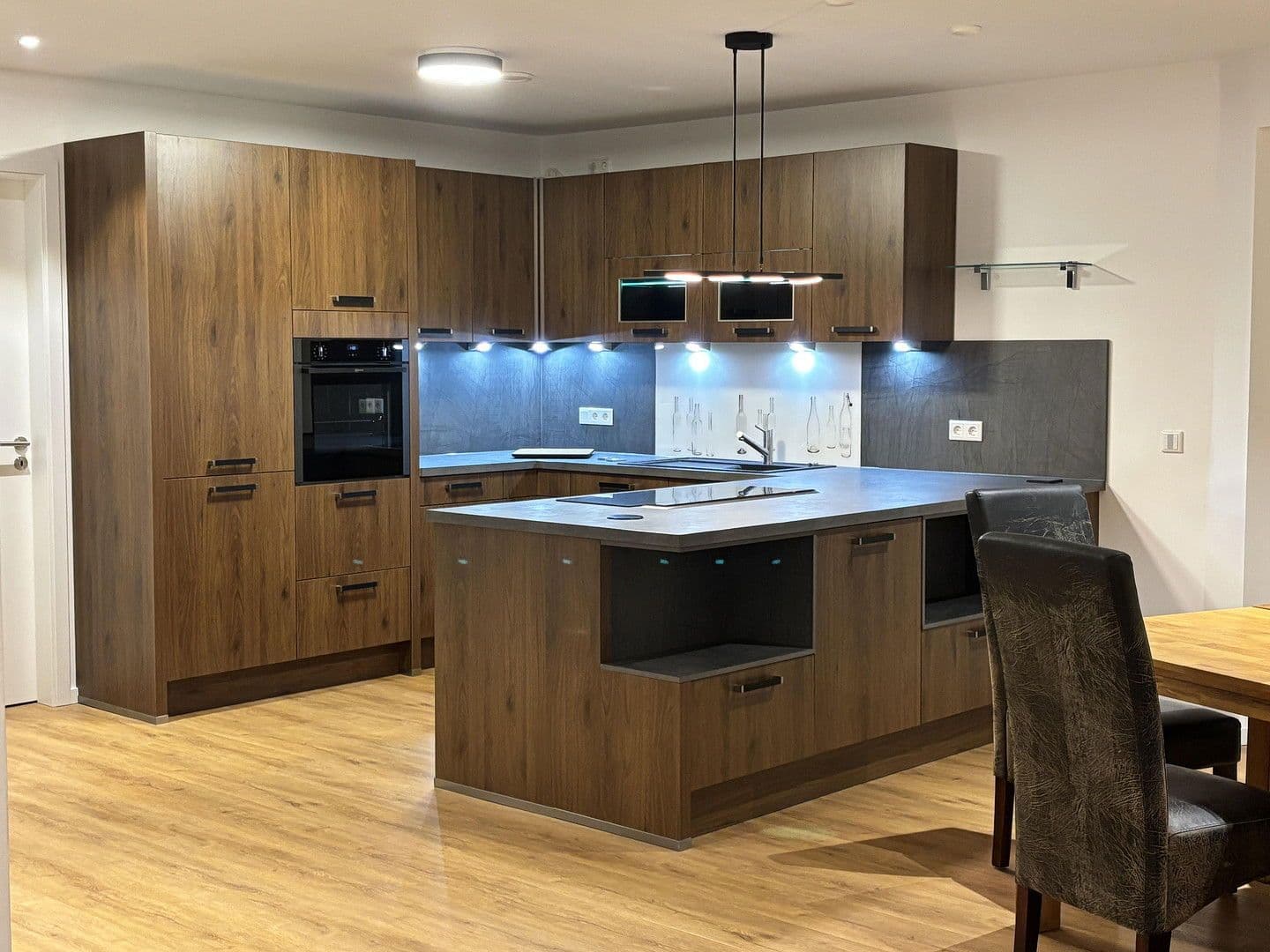 Predaj bytu 2-izbový 84 m², Am Fridericussiel 20, Norden, Dolné Sasko Predaj bytu 2-izbový 84 m², Am Fridericussiel 20, Norden, Dolné Sasko