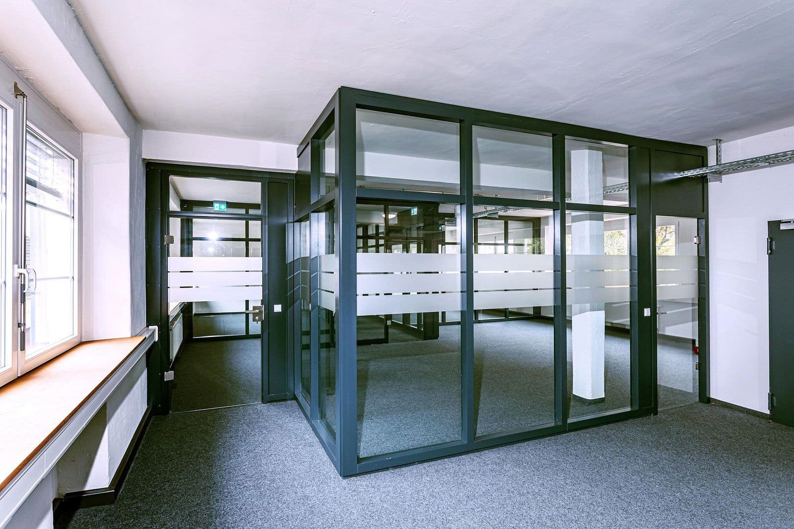 Prenájom kancelárie 325 m², Bahnhofstraße 27, Schramberg, Bádensko-Wurttembersko Prenájom kancelárie 325 m², Bahnhofstraße 27, Schramberg, Bádensko-Wurttembersko