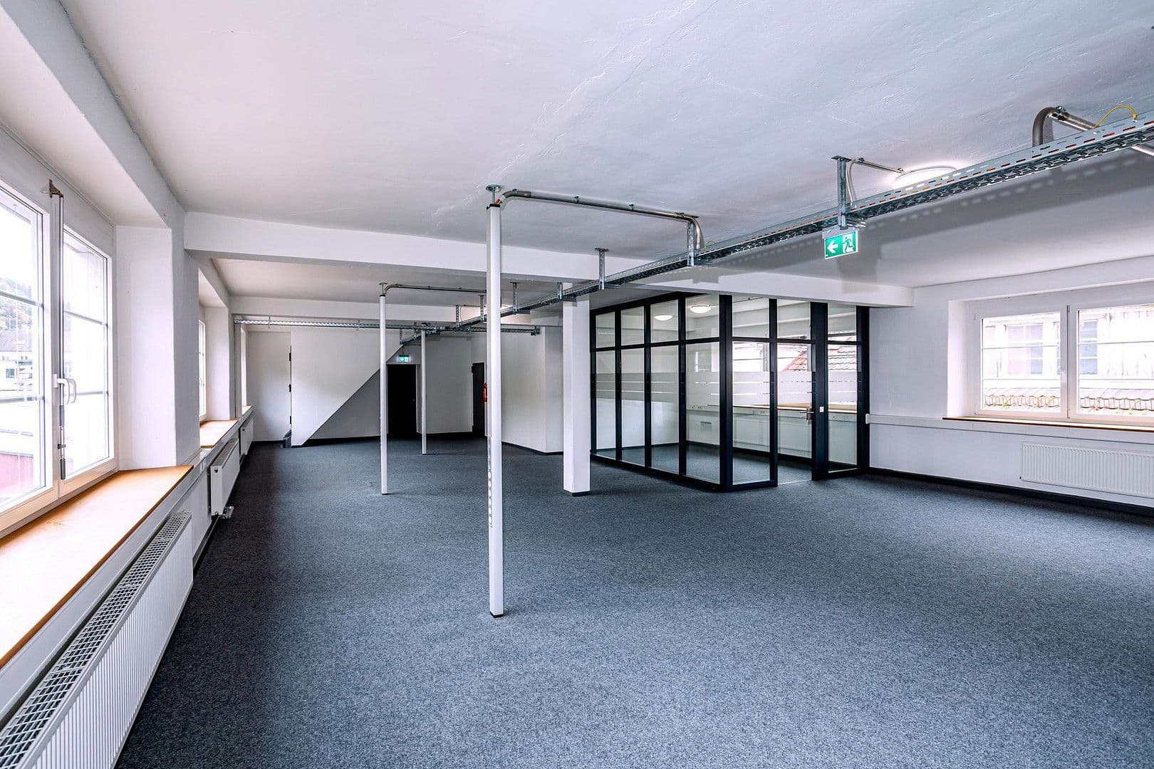 Prenájom kancelárie 325 m², Bahnhofstraße 27, Schramberg, Bádensko-Wurttembersko Prenájom kancelárie 325 m², Bahnhofstraße 27, Schramberg, Bádensko-Wurttembersko