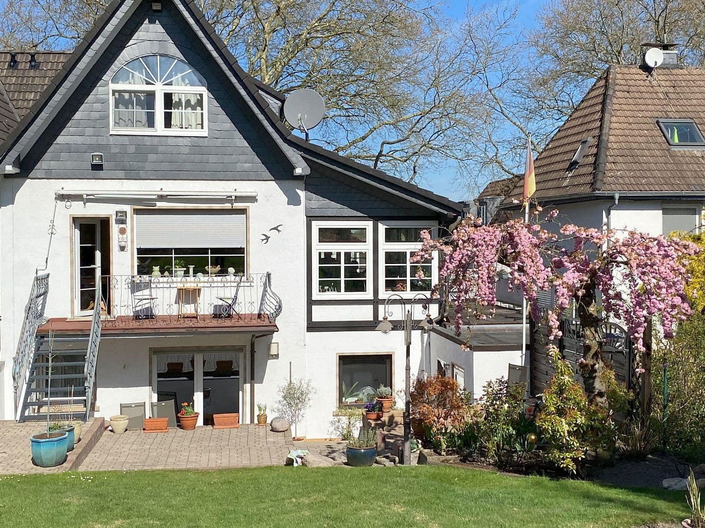 Predaj domu 215 m², pozemek 597 m², Essen, Severné Porýnie - Westfálsko Predaj domu 215 m², pozemek 597 m², Essen, Severné Porýnie - Westfálsko