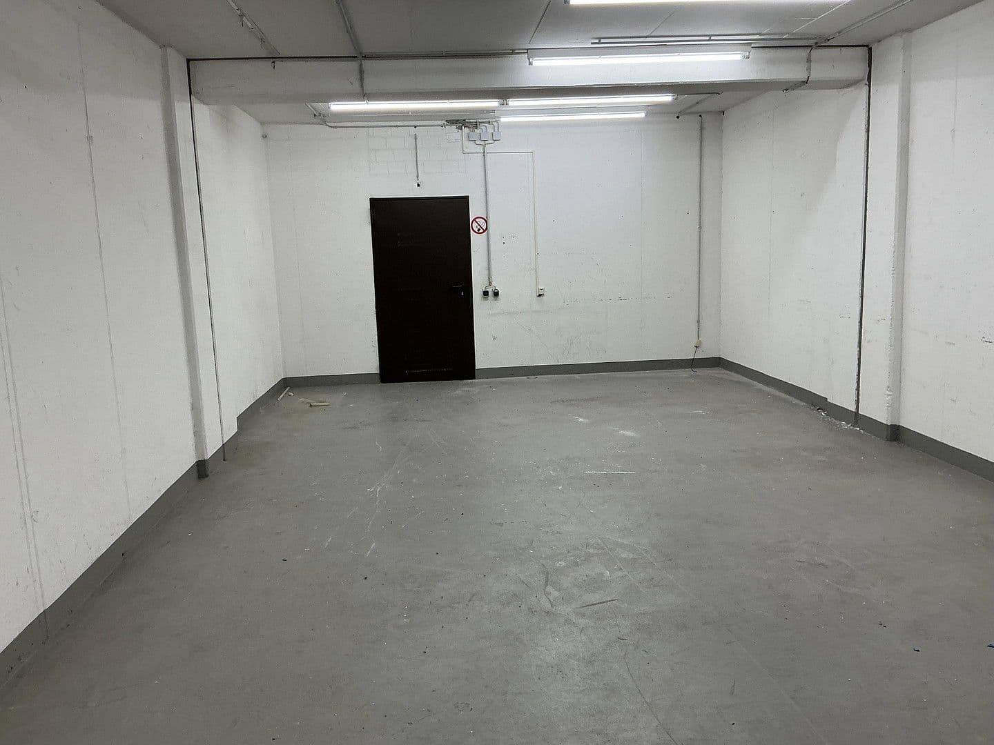 Prenájom nebytového priestoru 1 m², Theodor Heuss Strasse 1, Siegburg, Severné Porýnie - Westfálsko Prenájom nebytového priestoru 1 m², Theodor Heuss Strasse 1, Siegburg, Severné Porýnie - Westfálsko