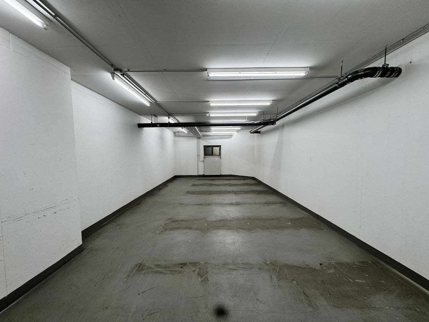 Prenájom nebytového priestoru 1 m², Theodor Heuss Strasse 1, Siegburg, Severné Porýnie - Westfálsko Prenájom nebytového priestoru 1 m², Theodor Heuss Strasse 1, Siegburg, Severné Porýnie - Westfálsko