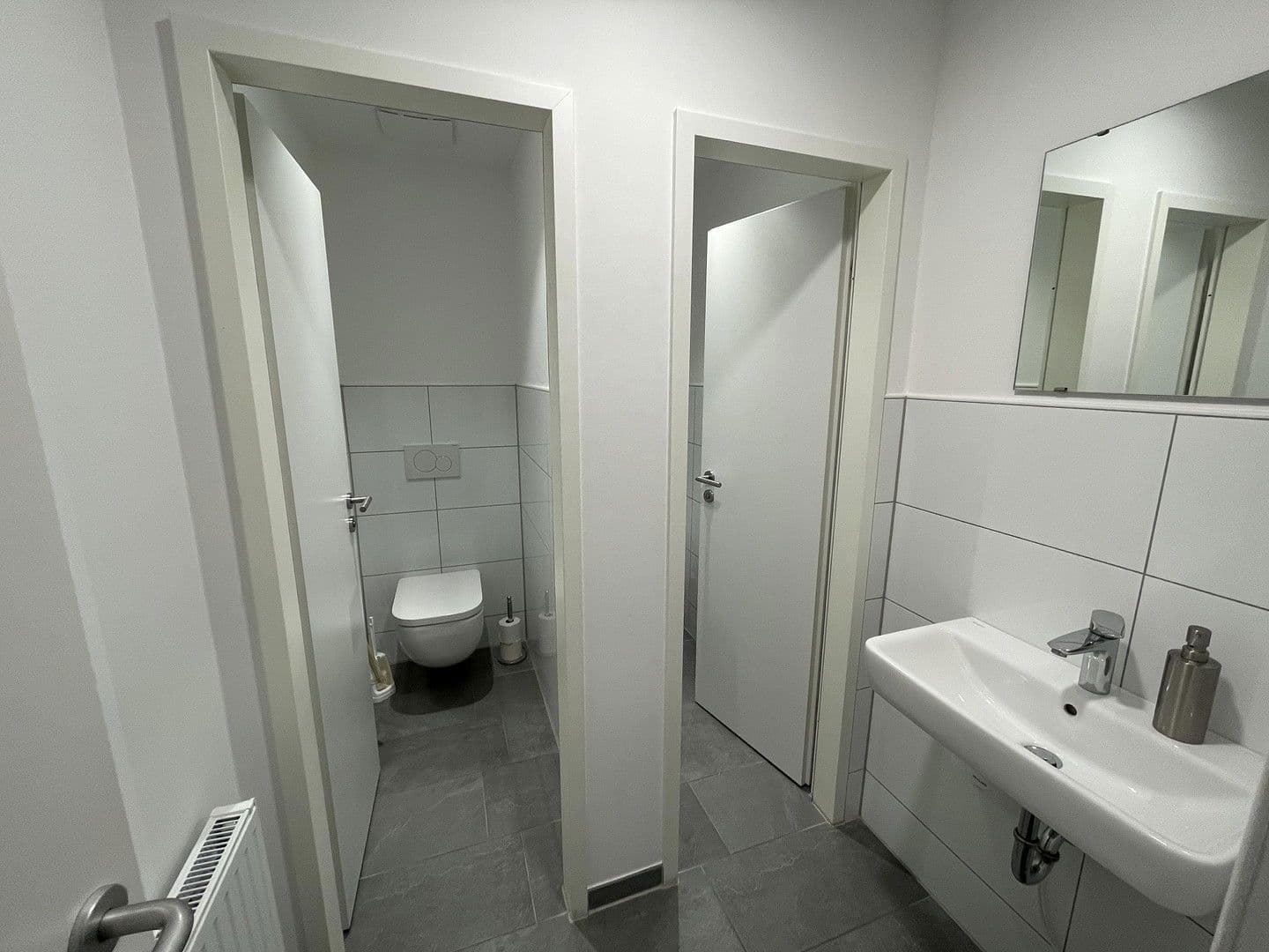 Prenájom kancelárie 25 m², Formerstraße 47, Ratingen, Severné Porýnie - Westfálsko Prenájom kancelárie 25 m², Formerstraße 47, Ratingen, Severné Porýnie - Westfálsko