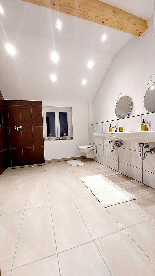 Prenájom bytu 4-izbový 130 m², Pfarrgasse 2, Göppingen, Bádensko-Wurttembersko Prenájom bytu 4-izbový 130 m², Pfarrgasse 2, Göppingen, Bádensko-Wurttembersko