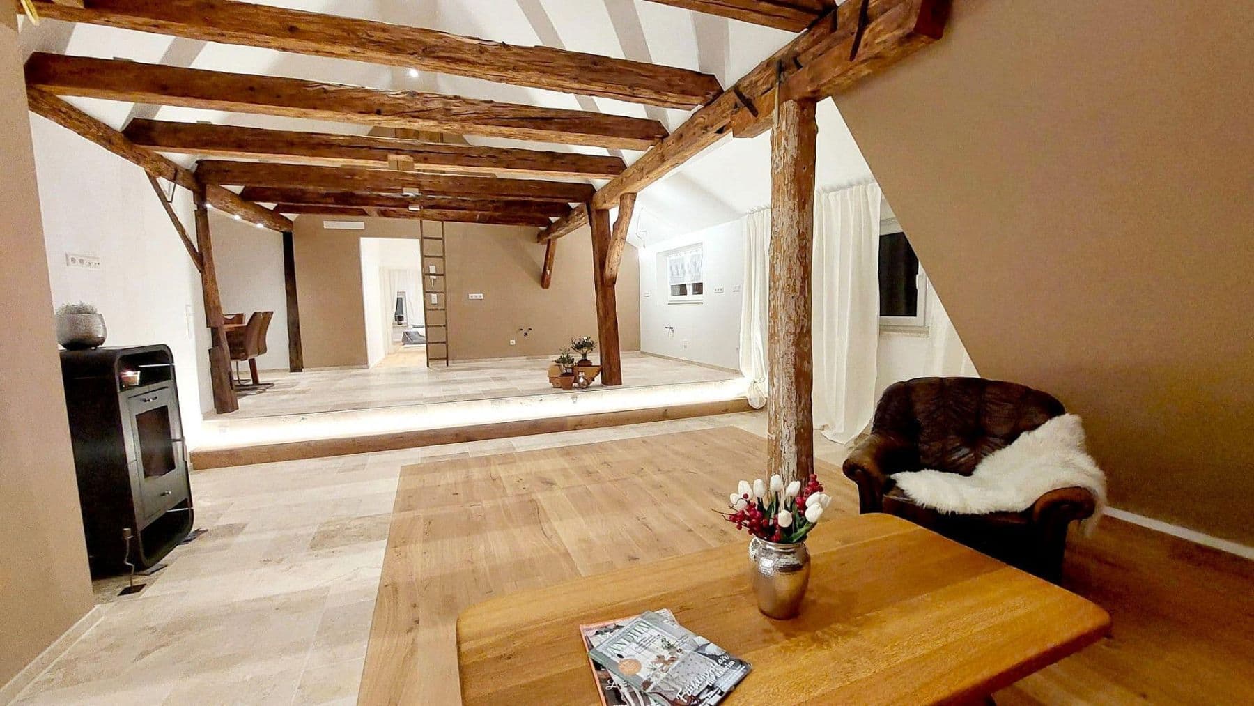 Prenájom bytu 4-izbový 130 m², Pfarrgasse 2, Göppingen, Bádensko-Wurttembersko Prenájom bytu 4-izbový 130 m², Pfarrgasse 2, Göppingen, Bádensko-Wurttembersko