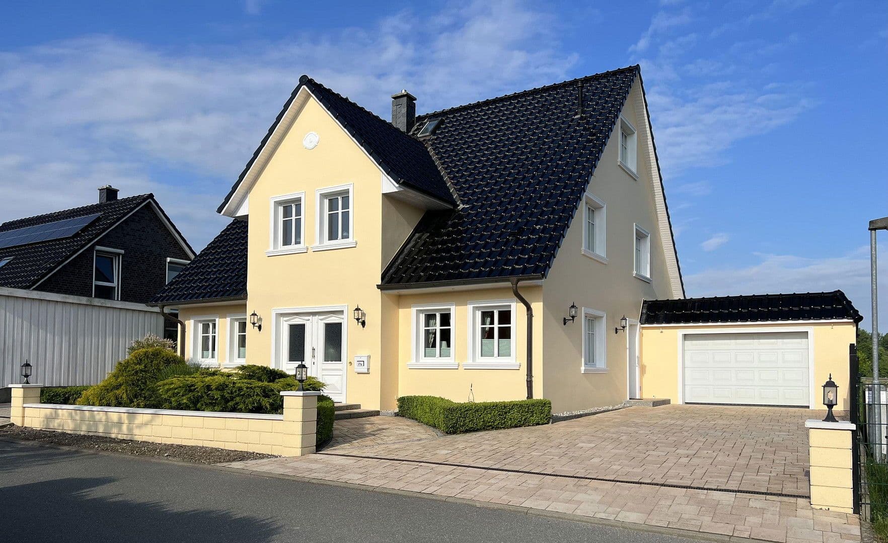 Predaj domu 270 m², pozemek 868 m², Bad Oldesloe, Šlezvicko-Holštajnsko Predaj domu 270 m², pozemek 868 m², Bad Oldesloe, Šlezvicko-Holštajnsko