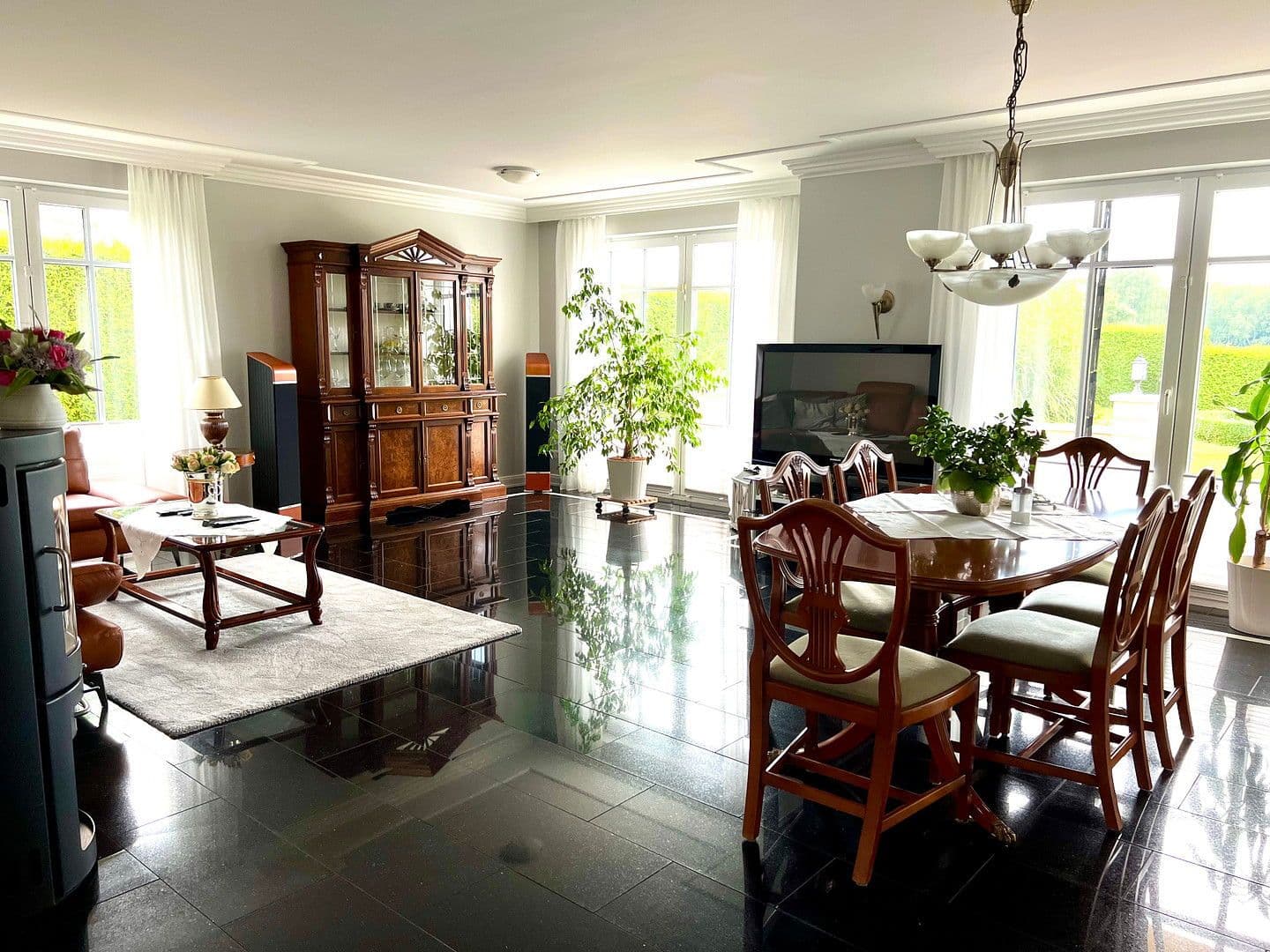 Predaj domu 270 m², pozemek 868 m², Bad Oldesloe, Šlezvicko-Holštajnsko Predaj domu 270 m², pozemek 868 m², Bad Oldesloe, Šlezvicko-Holštajnsko