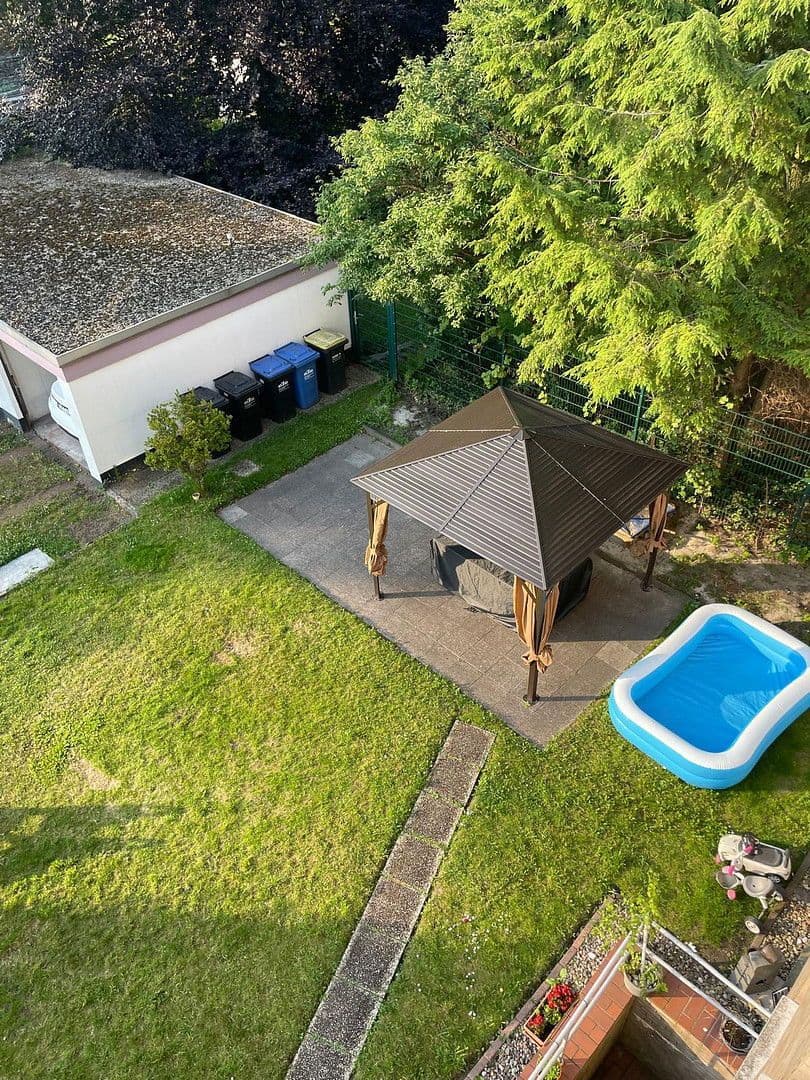 Prenájom bytu 2-izbový 44 m², Hövelstraße 28, Essen, Deutschland, Essen, Severné Porýnie - Westfálsko Prenájom bytu 2-izbový 44 m², Hövelstraße 28, Essen, Deutschland, Essen, Severné Porýnie - Westfálsko