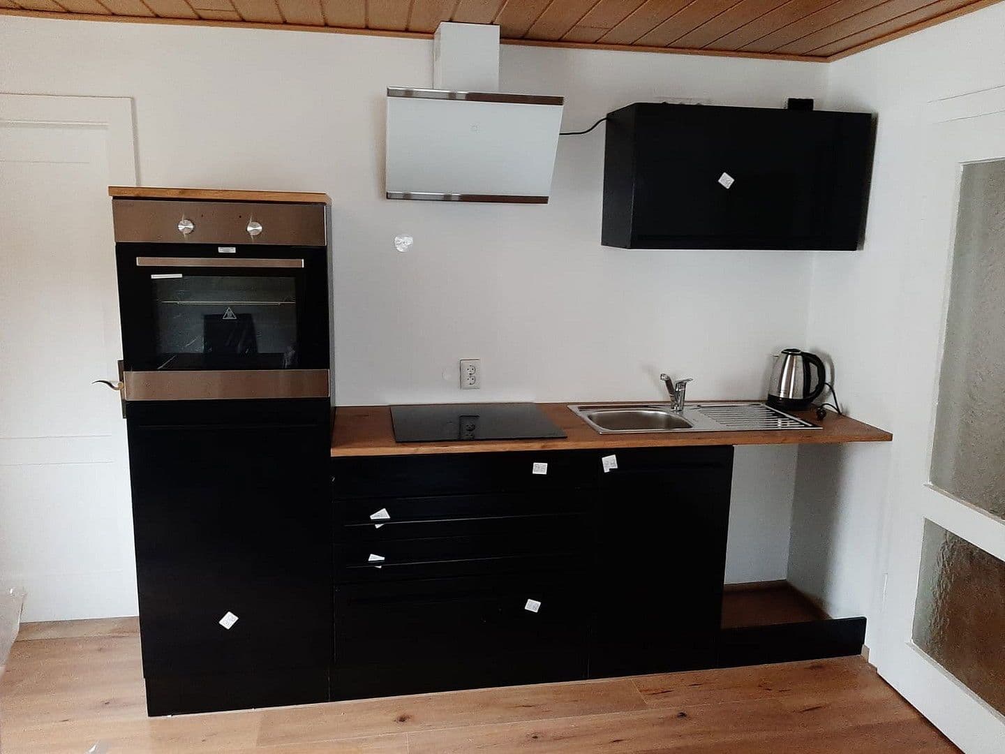 Prenájom bytu 6-izbový 100 m², Schönbrunn, Landshut, Bavorsko Prenájom bytu 6-izbový 100 m², Schönbrunn, Landshut, Bavorsko