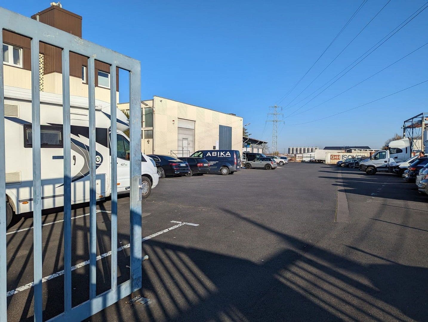 Prenájom nebytového priestoru 473 m², Wesseling, Severné Porýnie - Westfálsko Prenájom nebytového priestoru 473 m², Wesseling, Severné Porýnie - Westfálsko