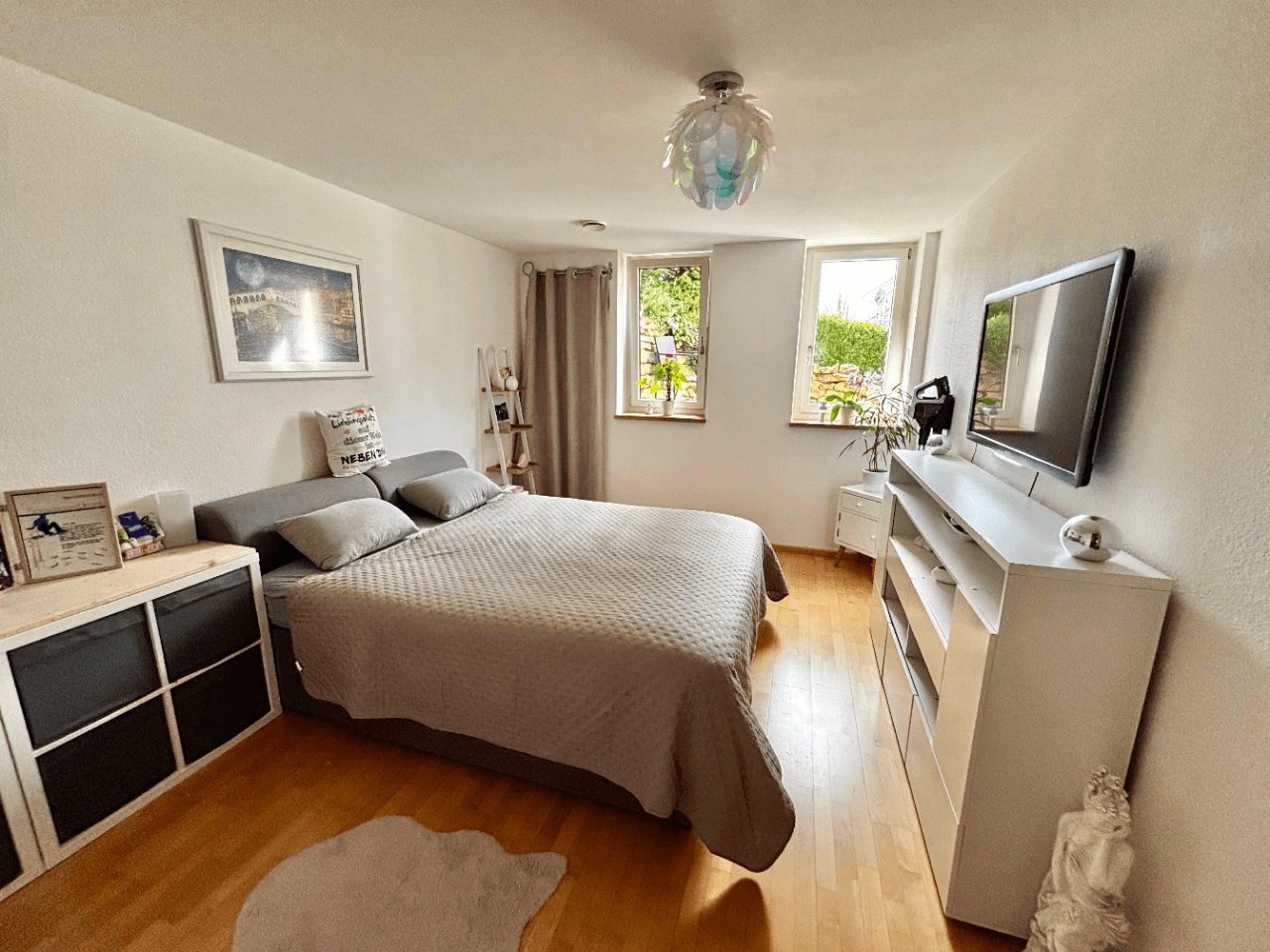 Prenájom bytu 3-izbový 110 m², Kasel, Porýnie-Falcko Prenájom bytu 3-izbový 110 m², Kasel, Porýnie-Falcko