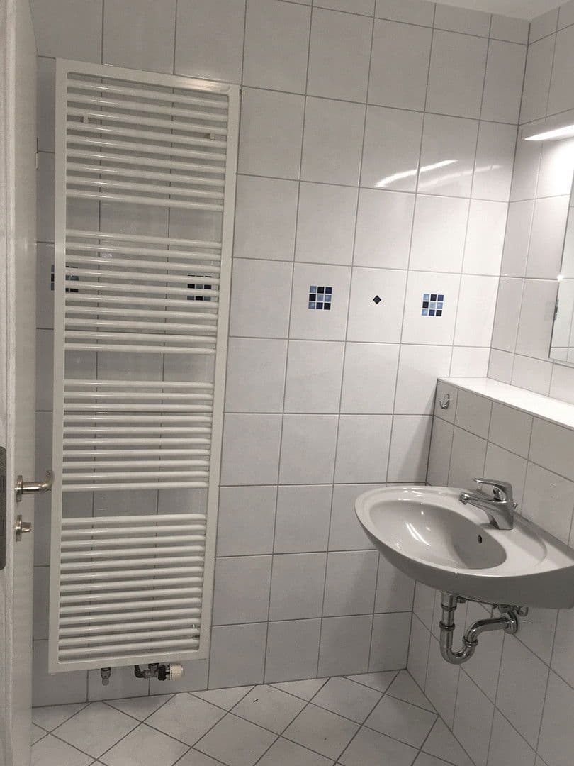 Prenájom bytu 1-izbový 38 m², Rimbach, Hesensko Prenájom bytu 1-izbový 38 m², Rimbach, Hesensko