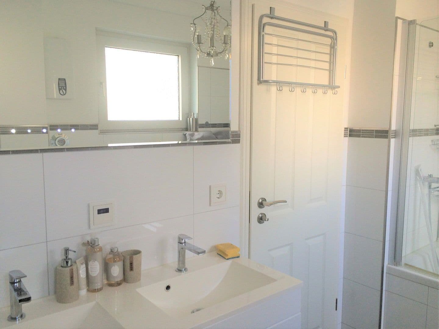 Prenájom bytu 3-izbový 86 m², Carl-Reiss-Platz17, Mannheim, Bádensko-Wurttembersko Prenájom bytu 3-izbový 86 m², Carl-Reiss-Platz17, Mannheim, Bádensko-Wurttembersko