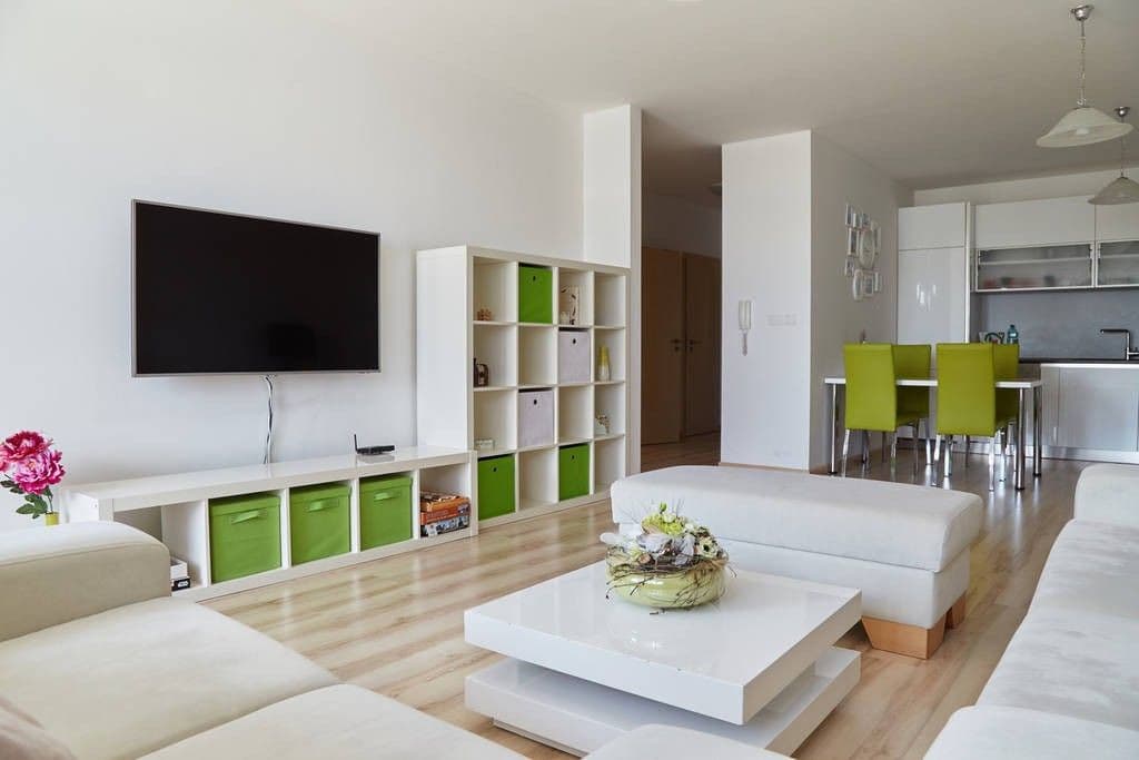 Prenájom bytu 2-izbový 74 m², Martinčekova, Ružinov, Bratislavský kraj Prenájom bytu 2-izbový 74 m², Martinčekova, Ružinov, Bratislavský kraj