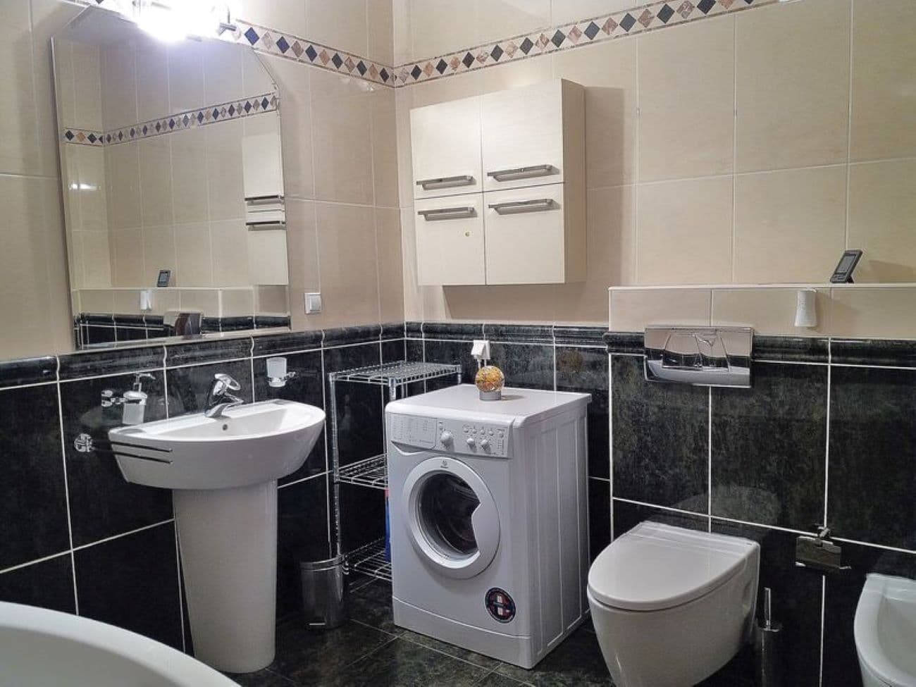 Prenájom bytu 2-izbový 73 m², U Zeměpisného ústavu, Praha, Praha Prenájom bytu 2-izbový 73 m², U Zeměpisného ústavu, Praha, Praha