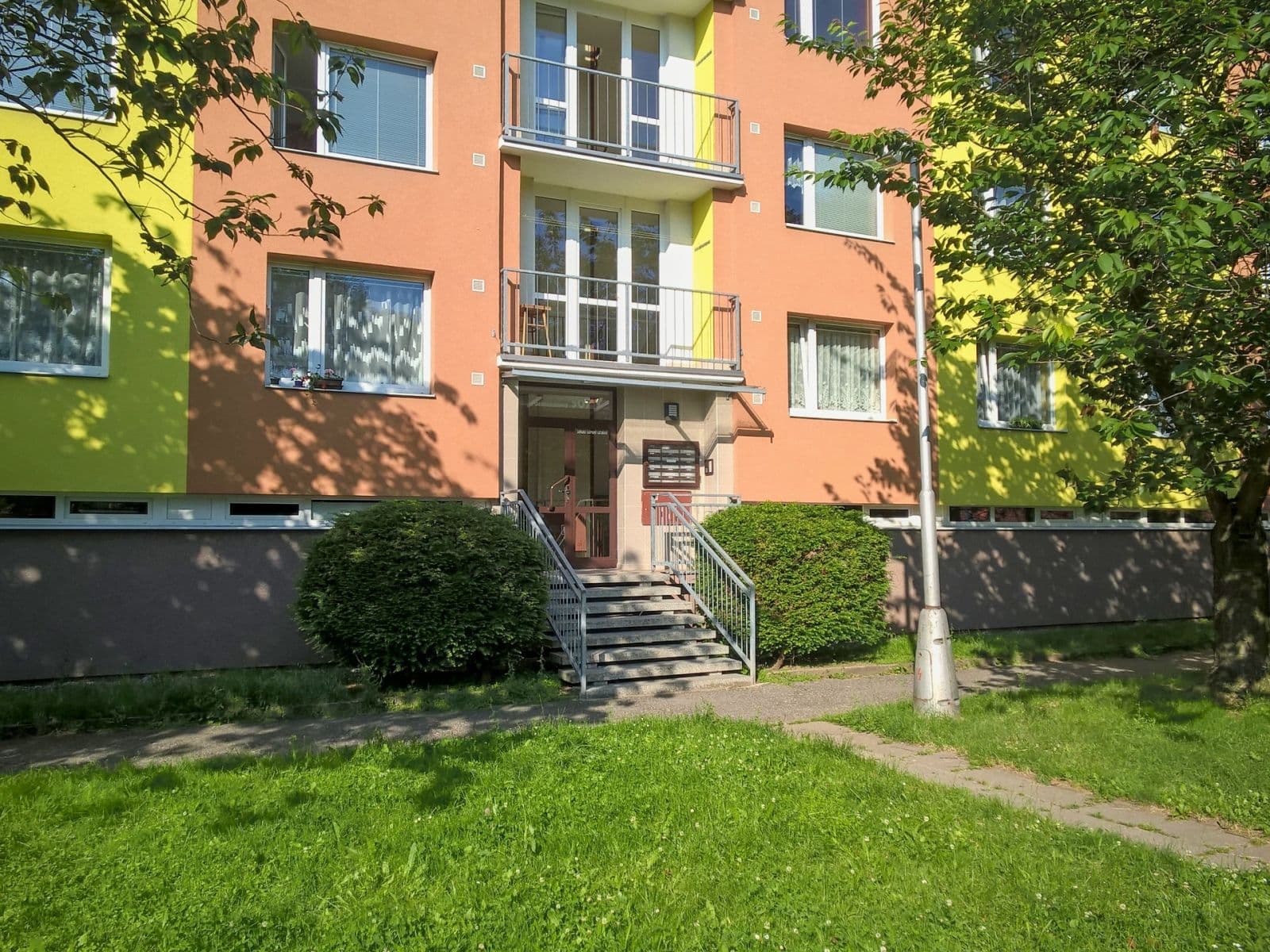 Prenájom bytu 2-izbový 56 m², Formánkova, Hradec Králové, Královéhradecký kraj Prenájom bytu 2-izbový 56 m², Formánkova, Hradec Králové, Královéhradecký kraj