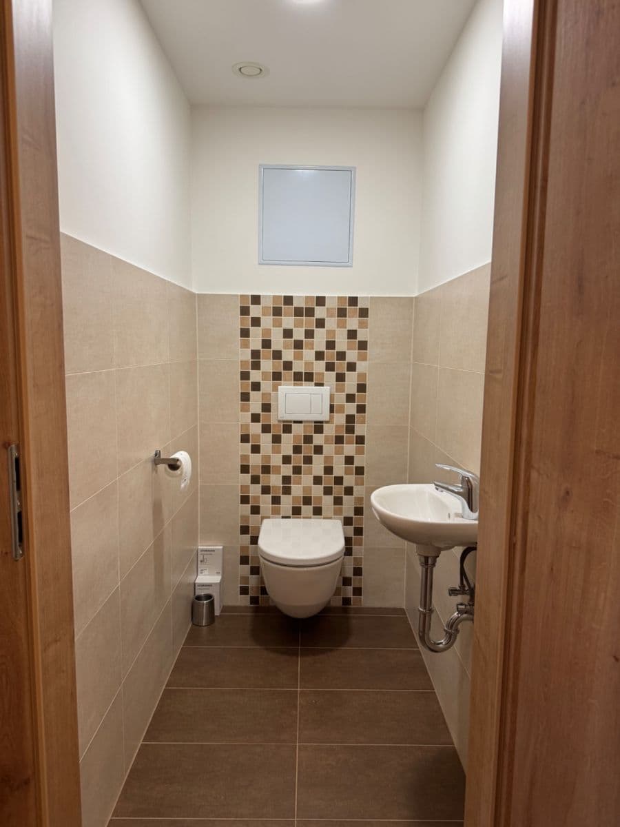 Prenájom bytu 2-izbový 53 m², Františka Diviše, Praha, Praha Prenájom bytu 2-izbový 53 m², Františka Diviše, Praha, Praha