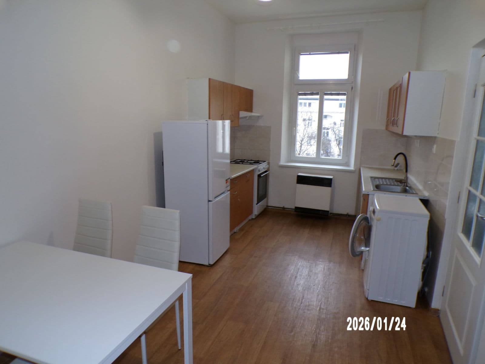 Prenájom bytu 1-izbový 40 m², Českomoravská, Praha, Praha Prenájom bytu 1-izbový 40 m², Českomoravská, Praha, Praha