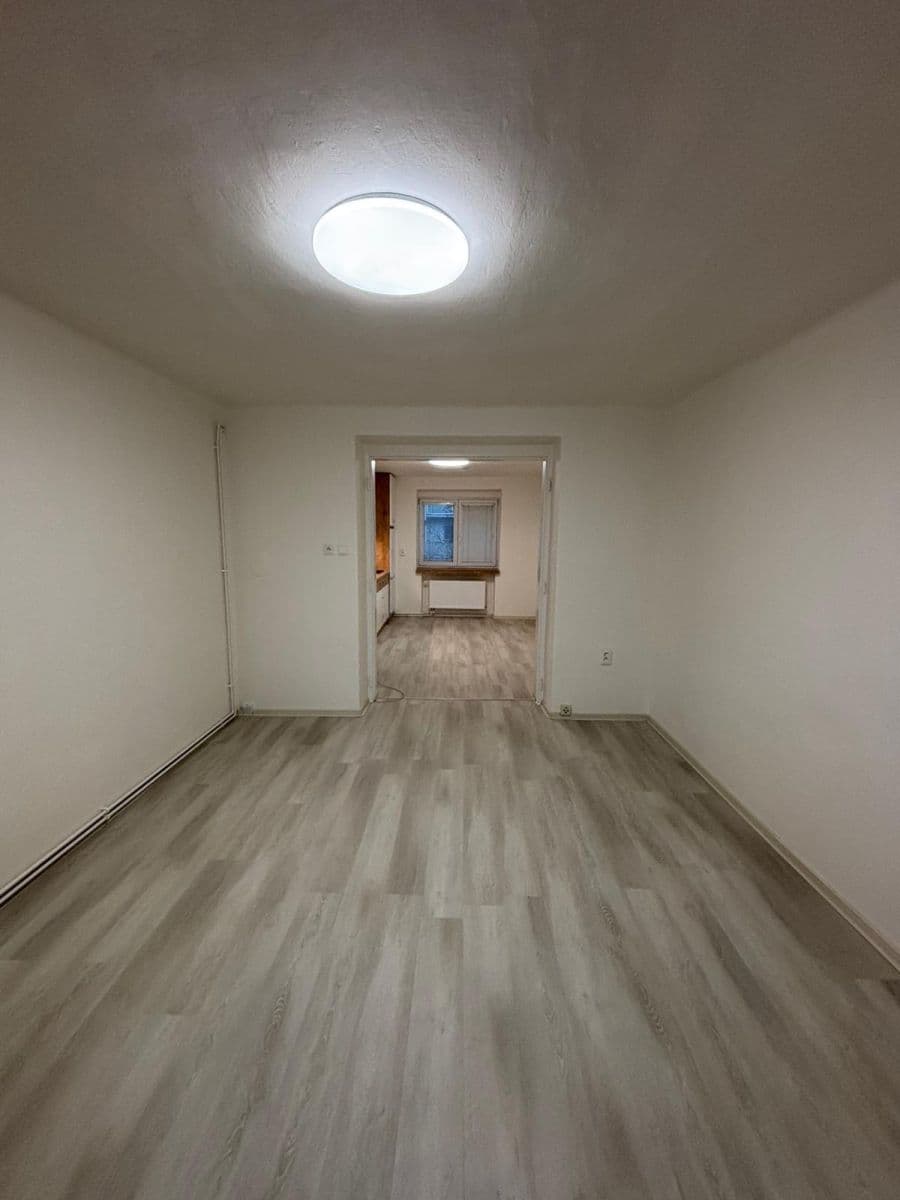 Prenájom bytu 1-izbový 36 m², Gurťjevova, Ostrava, Moravskoslezský kraj Prenájom bytu 1-izbový 36 m², Gurťjevova, Ostrava, Moravskoslezský kraj