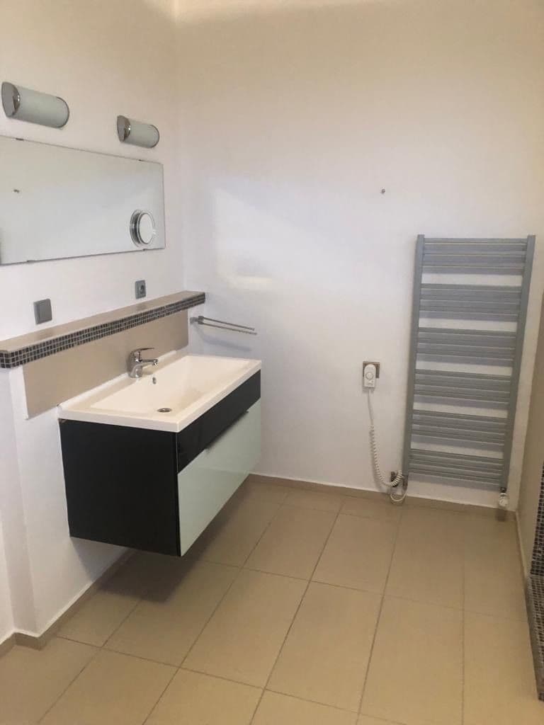 Prenájom domu 170 m², pozemek 980 m², Sluneční, Velké Přítočno, Středočeský kraj Prenájom domu 170 m², pozemek 980 m², Sluneční, Velké Přítočno, Středočeský kraj