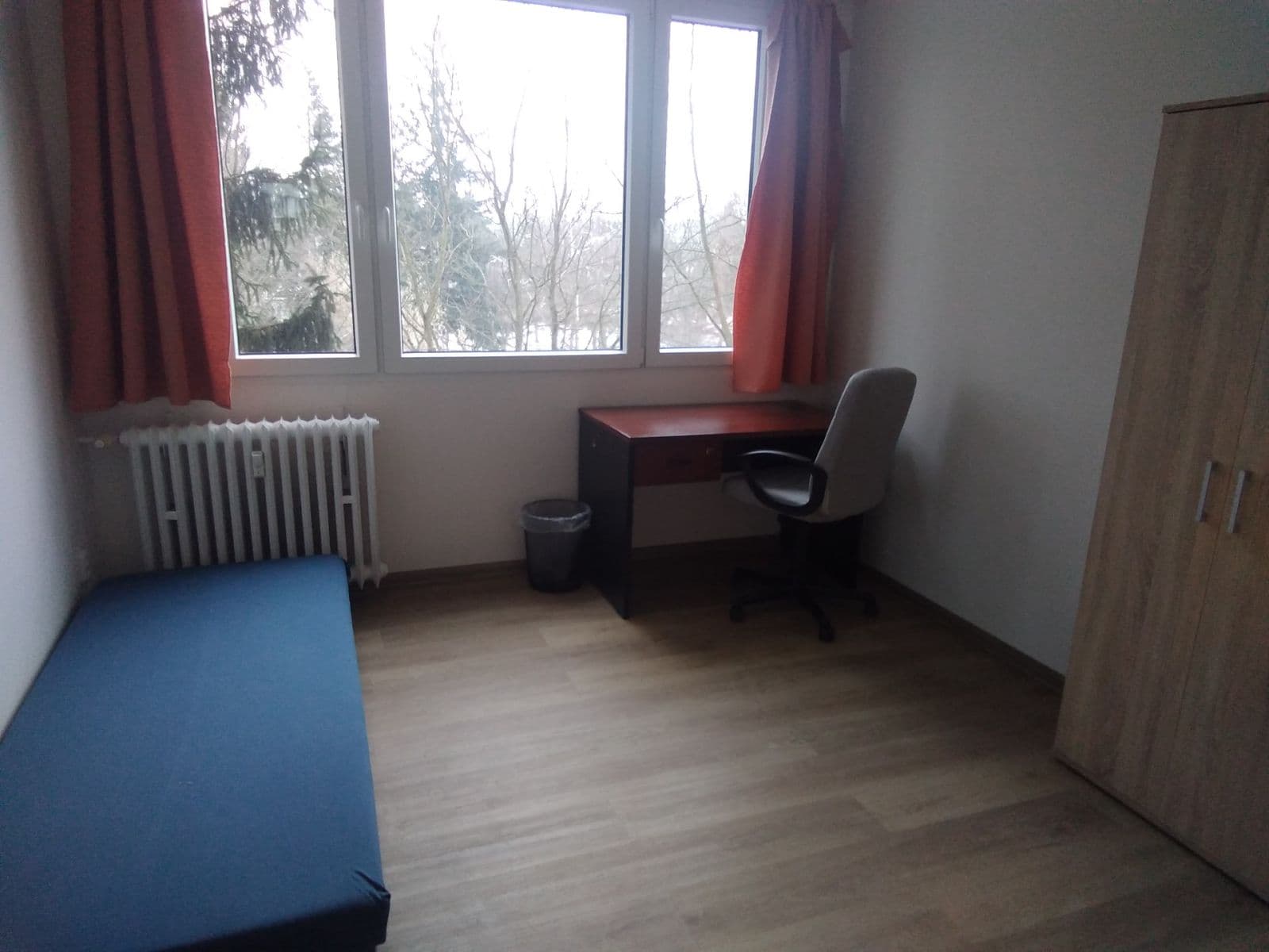 Prenájom bytu 3-izbový 65 m², Jablonecká, Praha, Praha Prenájom bytu 3-izbový 65 m², Jablonecká, Praha, Praha