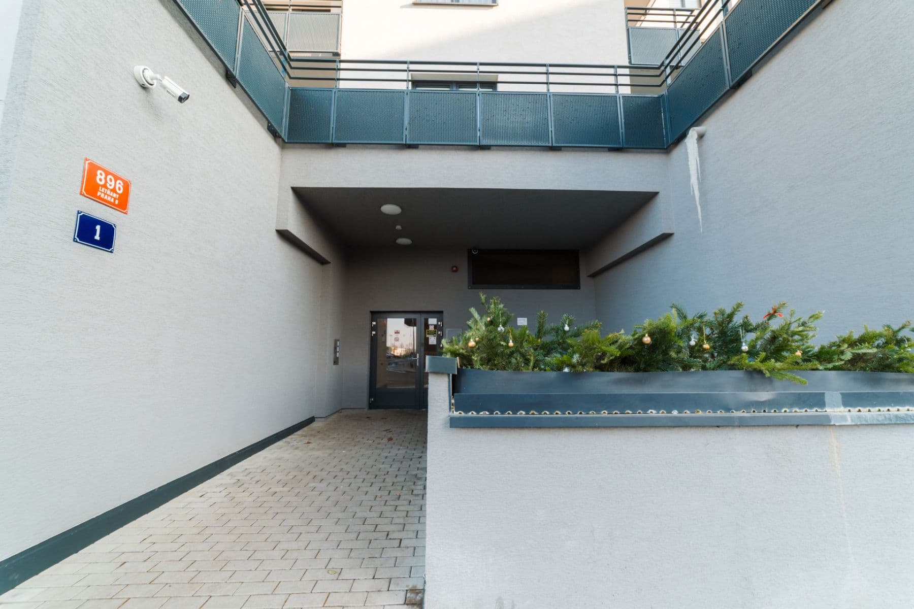 Prenájom bytu 2-izbový 63 m², Škrábkových, Praha, Praha Prenájom bytu 2-izbový 63 m², Škrábkových, Praha, Praha