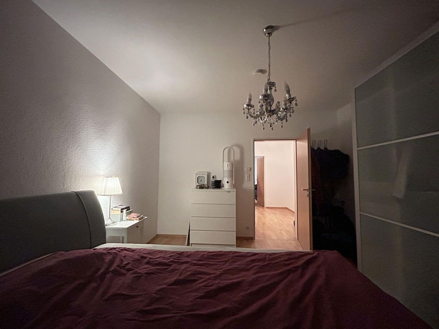 Prenájom bytu 3-izbový 80 m², Otto-Brenner-Straße 142, Bielefeld, Severné Porýnie - Westfálsko Prenájom bytu 3-izbový 80 m², Otto-Brenner-Straße 142, Bielefeld, Severné Porýnie - Westfálsko