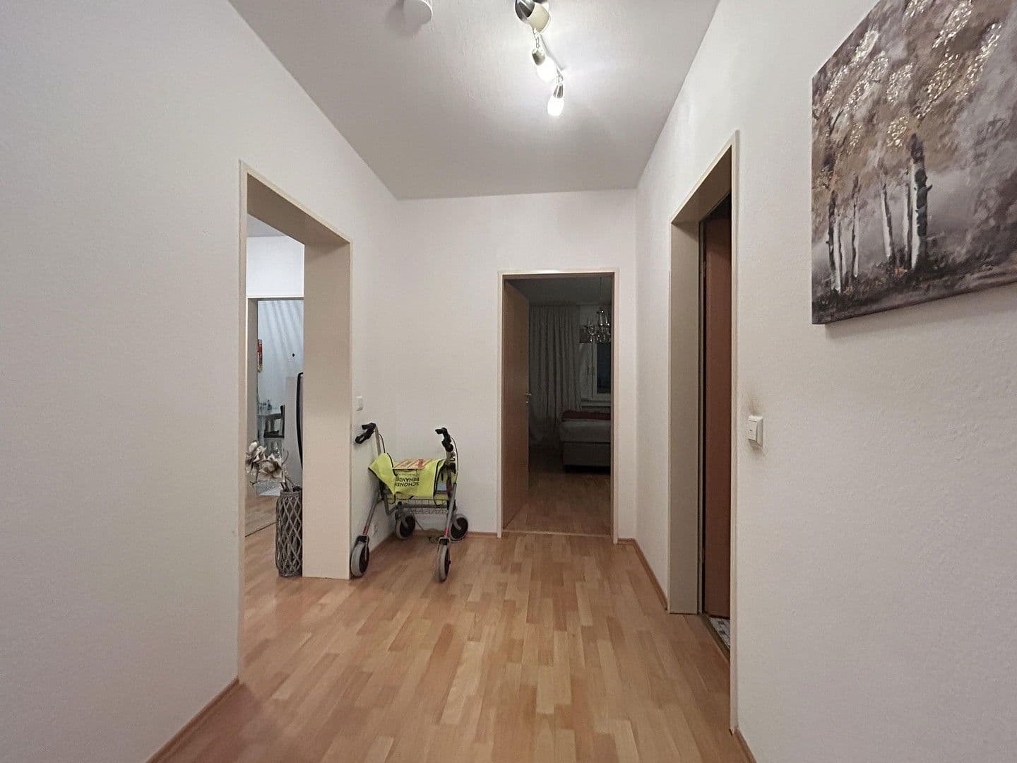 Prenájom bytu 3-izbový 80 m², Otto-Brenner-Straße 142, Bielefeld, Severné Porýnie - Westfálsko Prenájom bytu 3-izbový 80 m², Otto-Brenner-Straße 142, Bielefeld, Severné Porýnie - Westfálsko