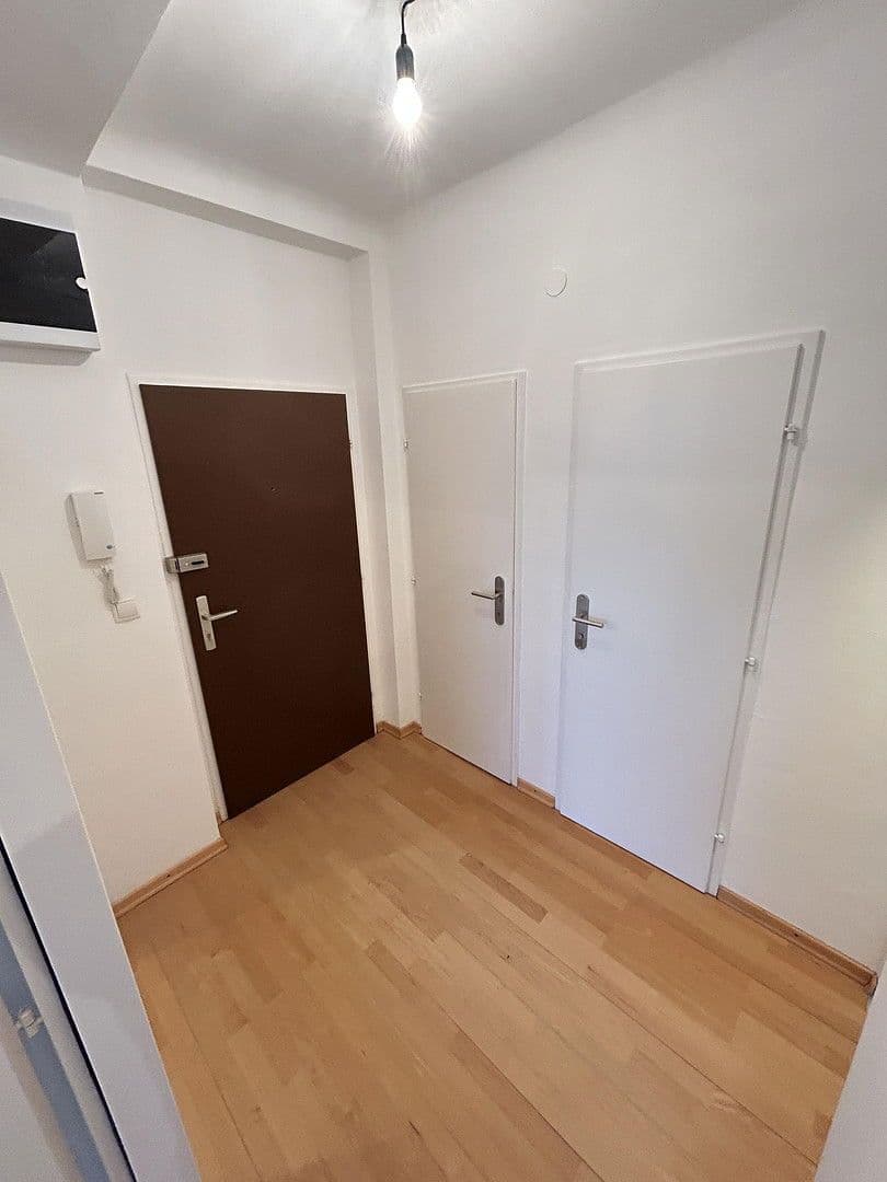 Prenájom bytu 2-izbový 48 m², Anningerstrasse 32, Mödling, Dolné Rakúsko Prenájom bytu 2-izbový 48 m², Anningerstrasse 32, Mödling, Dolné Rakúsko