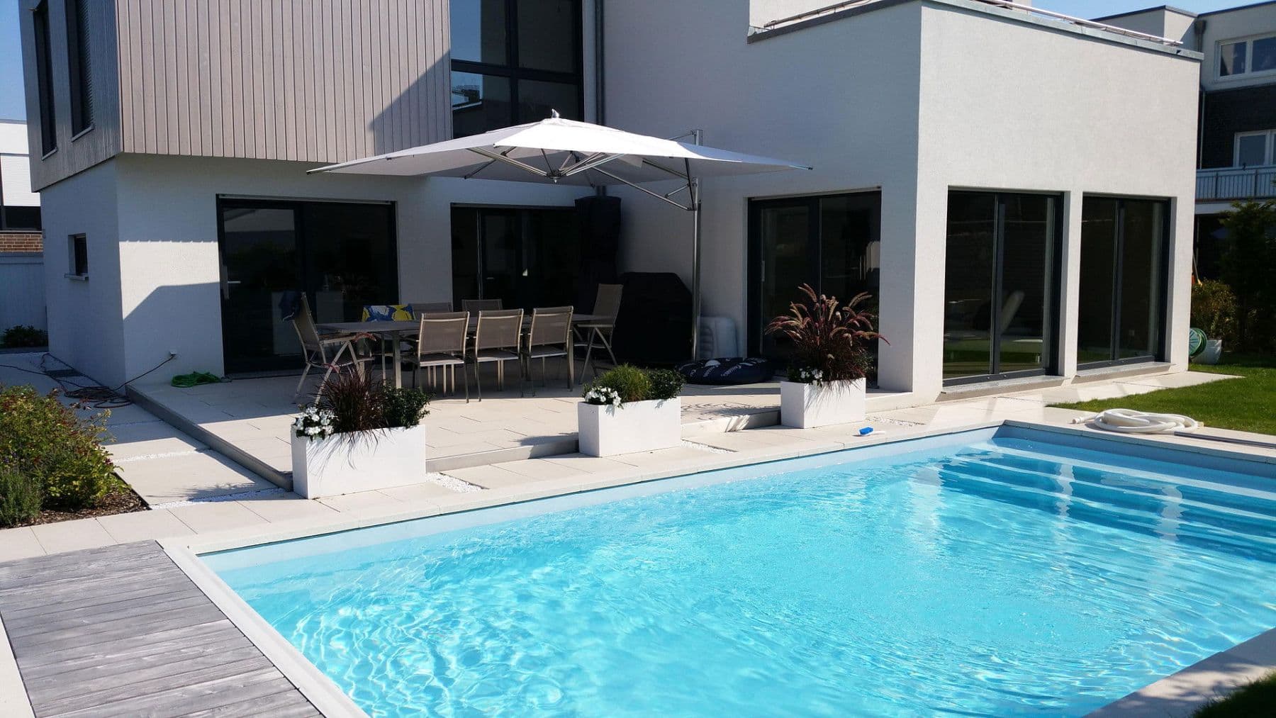 Predaj domu 170 m², pozemek 600 m², Lüneburg, Dolné Sasko Predaj domu 170 m², pozemek 600 m², Lüneburg, Dolné Sasko