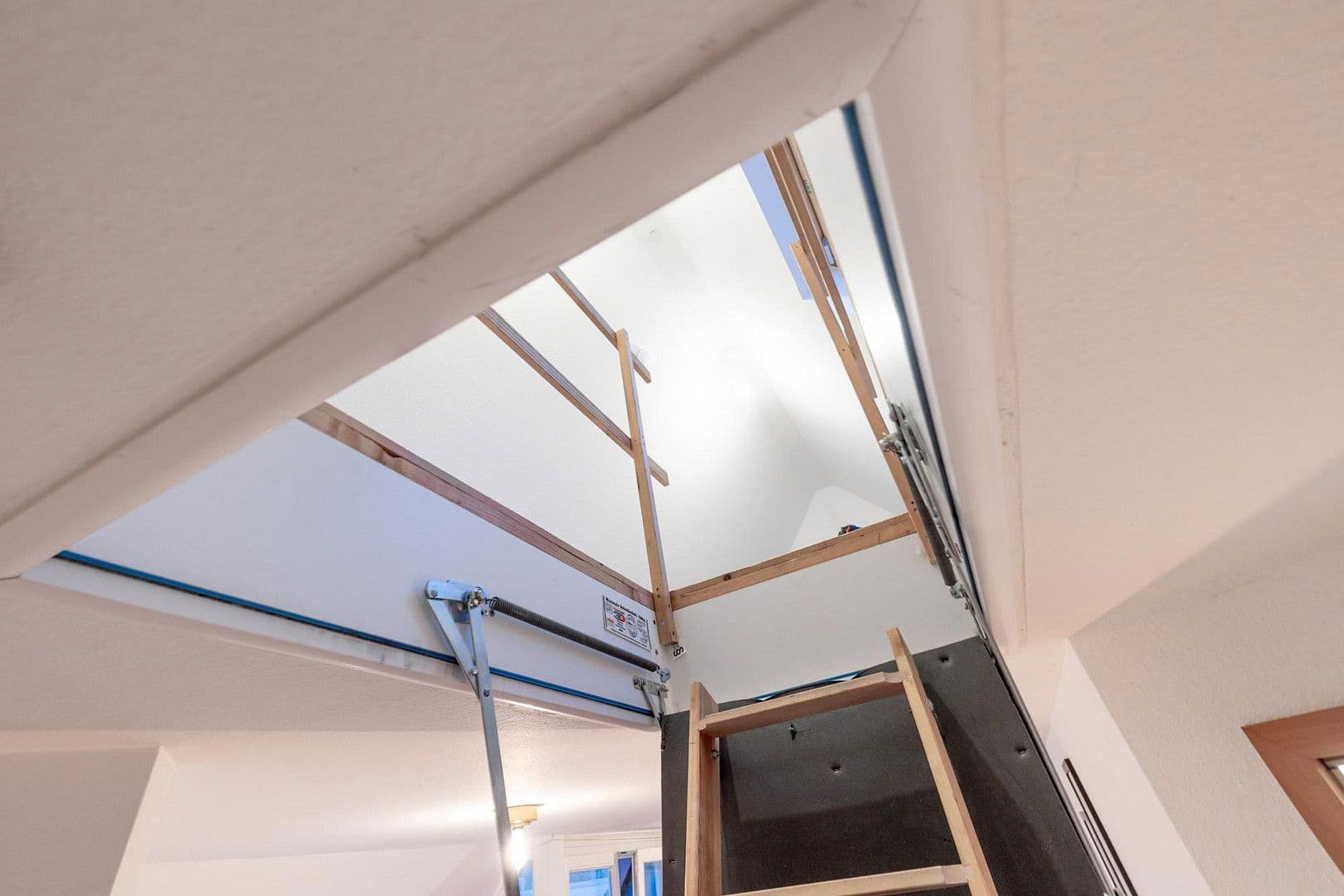 Predaj bytu 2-izbový 45 m², Krugstraße 9c, Hannover, Dolné Sasko Predaj bytu 2-izbový 45 m², Krugstraße 9c, Hannover, Dolné Sasko