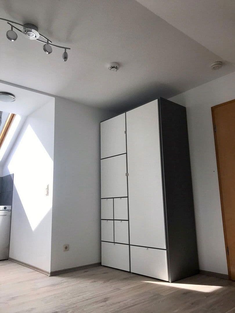 Prenájom bytu 1-izbový 20 m², Im Grundbirngarten 22, Kaiserslautern, Porýnie-Falcko Prenájom bytu 1-izbový 20 m², Im Grundbirngarten 22, Kaiserslautern, Porýnie-Falcko