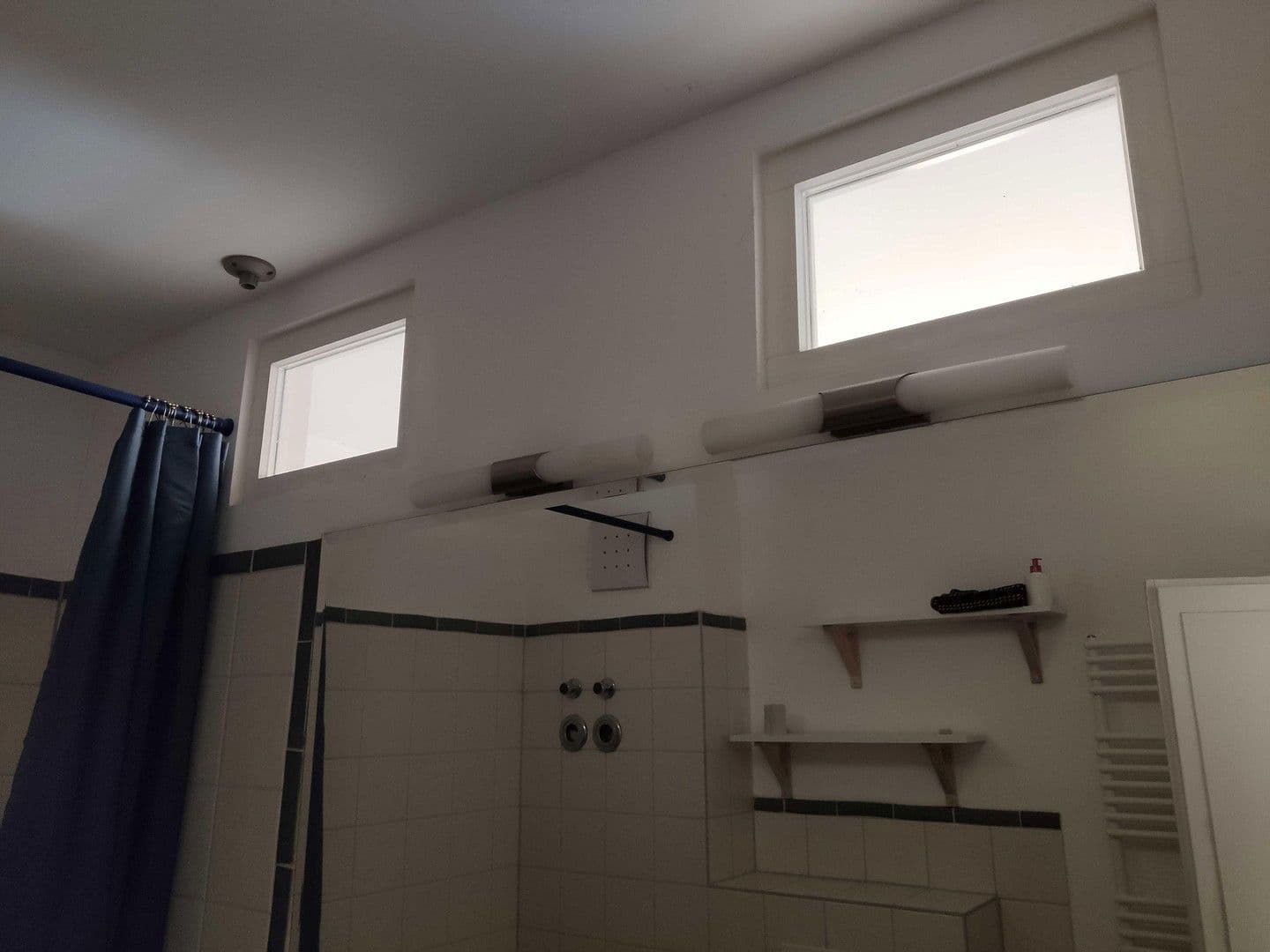 Prenájom bytu 4-izbový 114 m², Karlsruhe, Bádensko-Wurttembersko Prenájom bytu 4-izbový 114 m², Karlsruhe, Bádensko-Wurttembersko