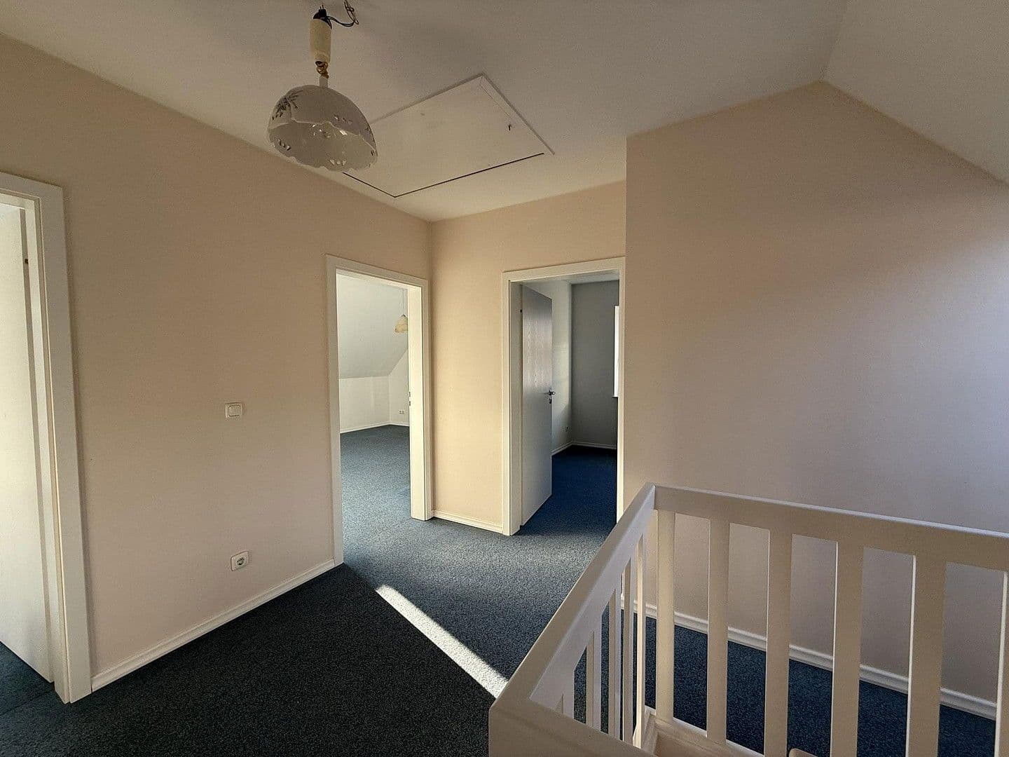 Predaj domu 130 m², pozemek 517 m², Eielkampsweg 27, Halstenbek, Šlezvicko-Holštajnsko Predaj domu 130 m², pozemek 517 m², Eielkampsweg 27, Halstenbek, Šlezvicko-Holštajnsko