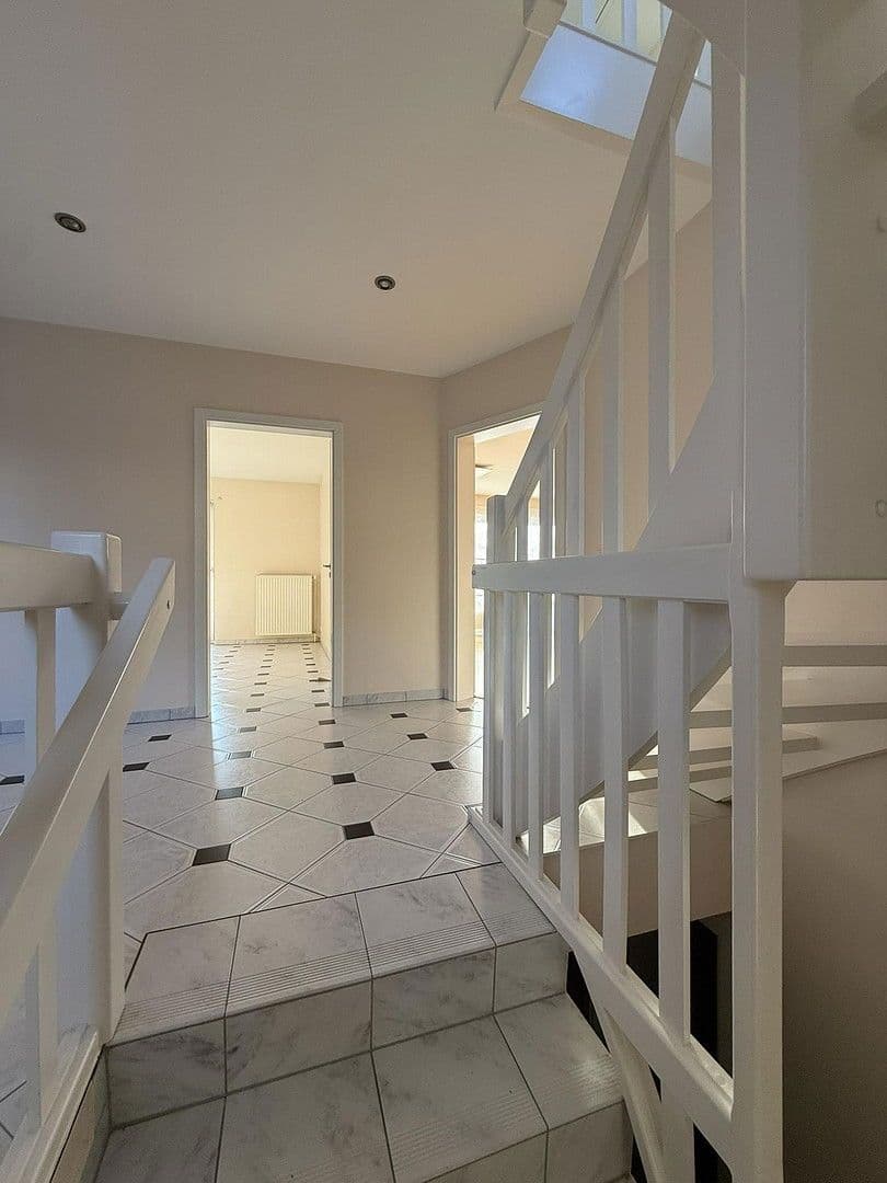 Predaj domu 130 m², pozemek 517 m², Eielkampsweg 27, Halstenbek, Šlezvicko-Holštajnsko Predaj domu 130 m², pozemek 517 m², Eielkampsweg 27, Halstenbek, Šlezvicko-Holštajnsko