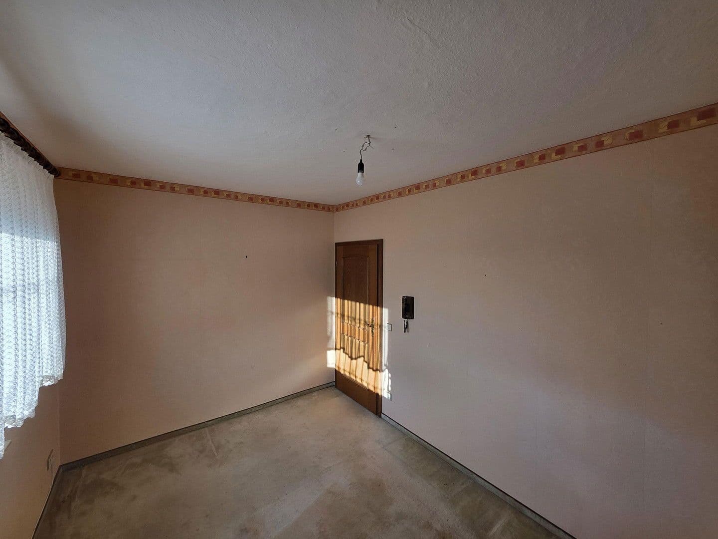 Predaj domu 203 m², pozemek 873 m², Büdingen, Hesensko Predaj domu 203 m², pozemek 873 m², Büdingen, Hesensko