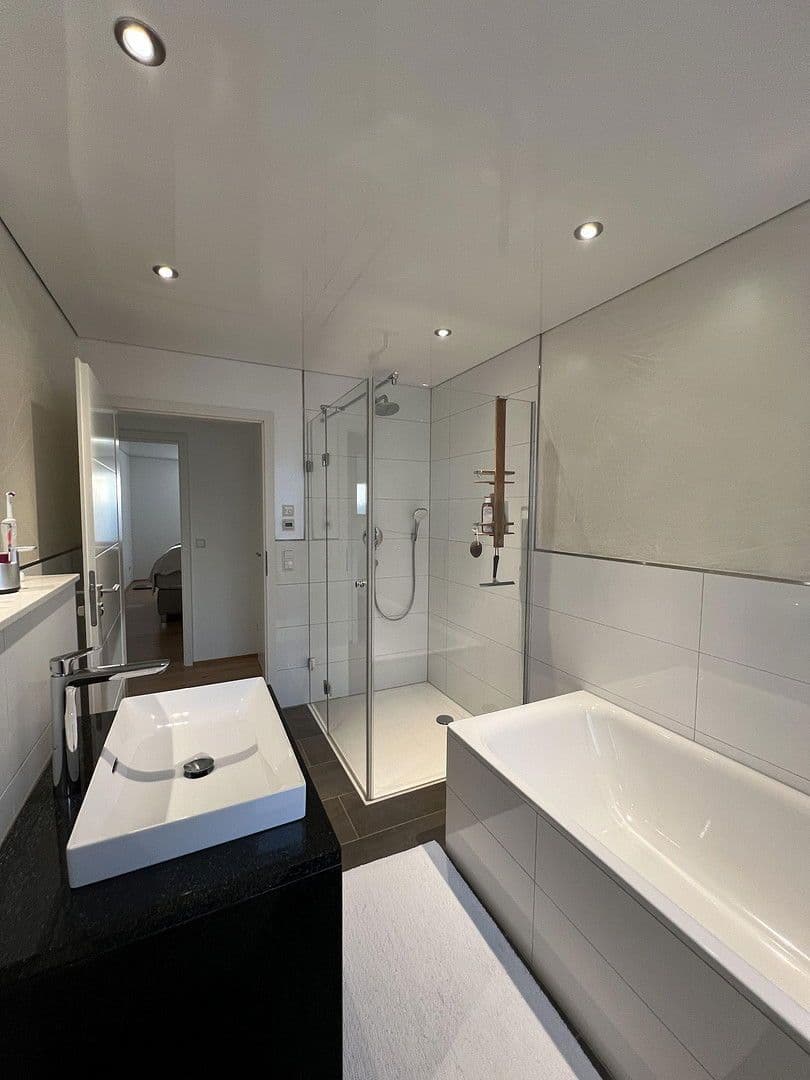 Predaj bytu 4-izbový 107 m², Rohrackerweg 20, Ettlingen, Bádensko-Wurttembersko Predaj bytu 4-izbový 107 m², Rohrackerweg 20, Ettlingen, Bádensko-Wurttembersko