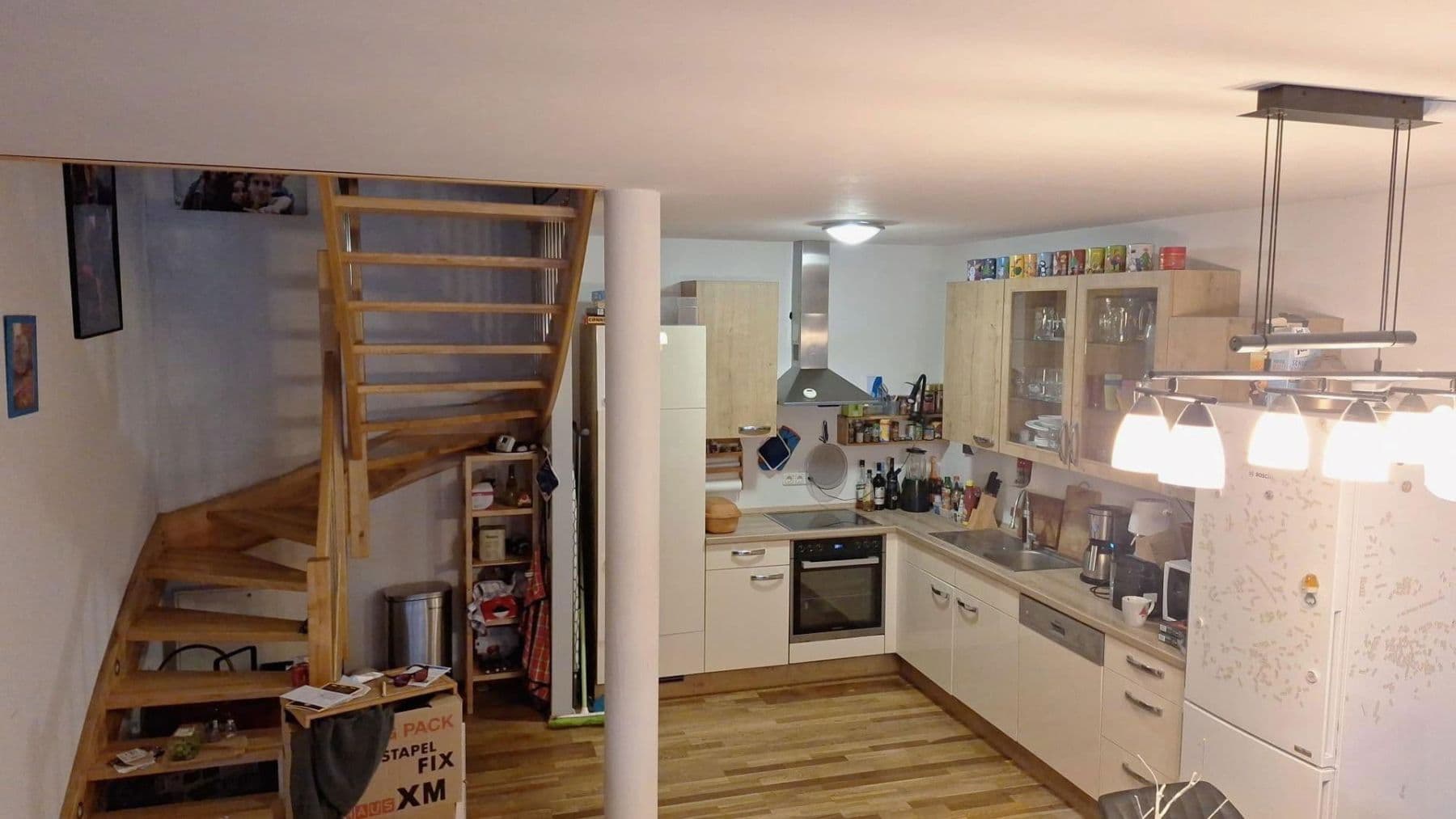 Predaj domu 130 m², pozemek 170 m², Nürnberger Straße, Zirndorf, Bavorsko Predaj domu 130 m², pozemek 170 m², Nürnberger Straße, Zirndorf, Bavorsko