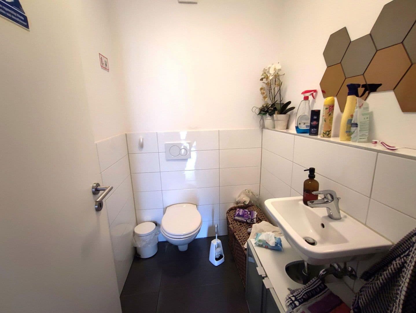 Predaj domu 130 m², pozemek 170 m², Nürnberger Straße, Zirndorf, Bavorsko Predaj domu 130 m², pozemek 170 m², Nürnberger Straße, Zirndorf, Bavorsko