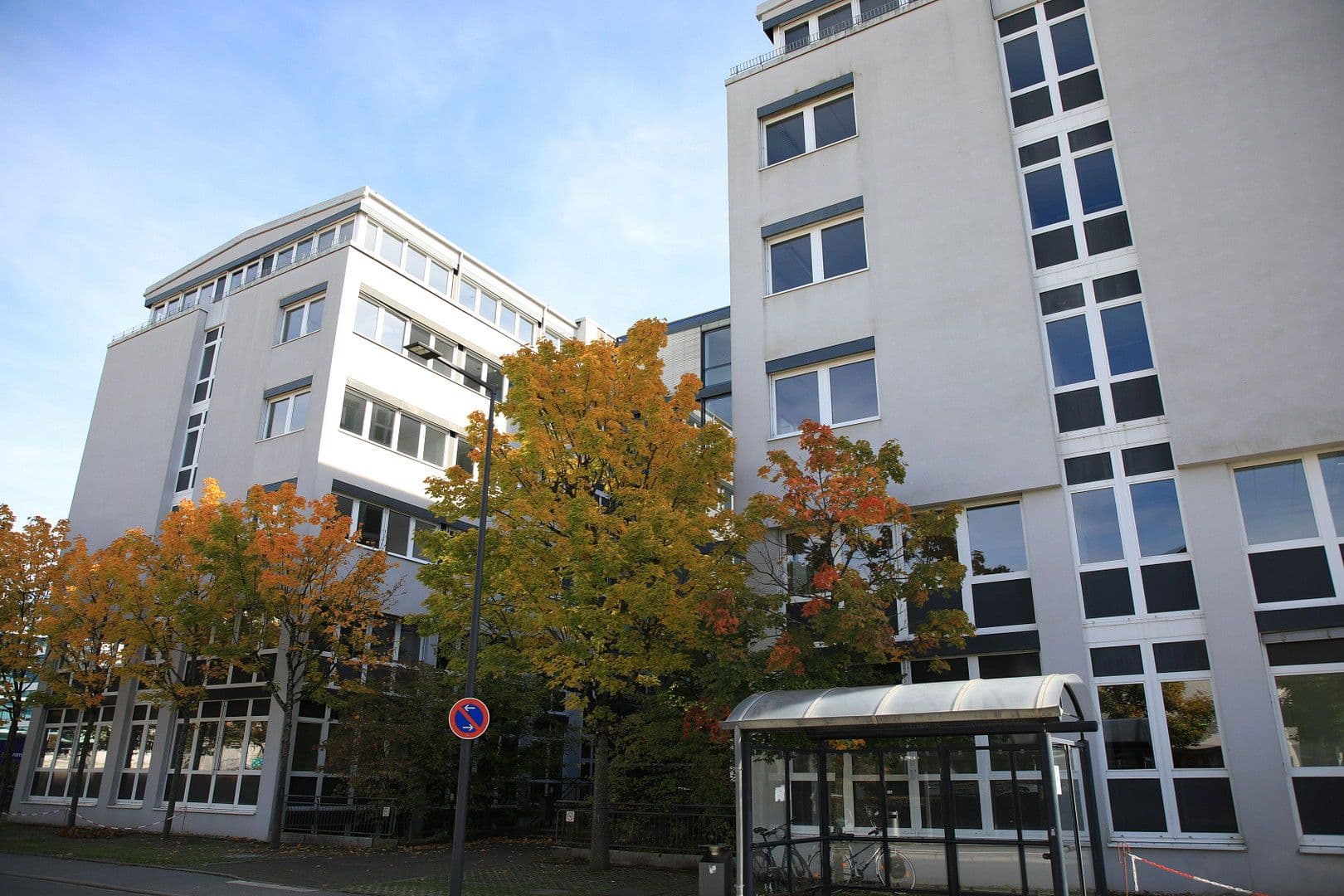 Prenájom kancelárie 630 m², Dietmar-Hopp-Allee 23, Walldorf, Bádensko-Wurttembersko Prenájom kancelárie 630 m², Dietmar-Hopp-Allee 23, Walldorf, Bádensko-Wurttembersko